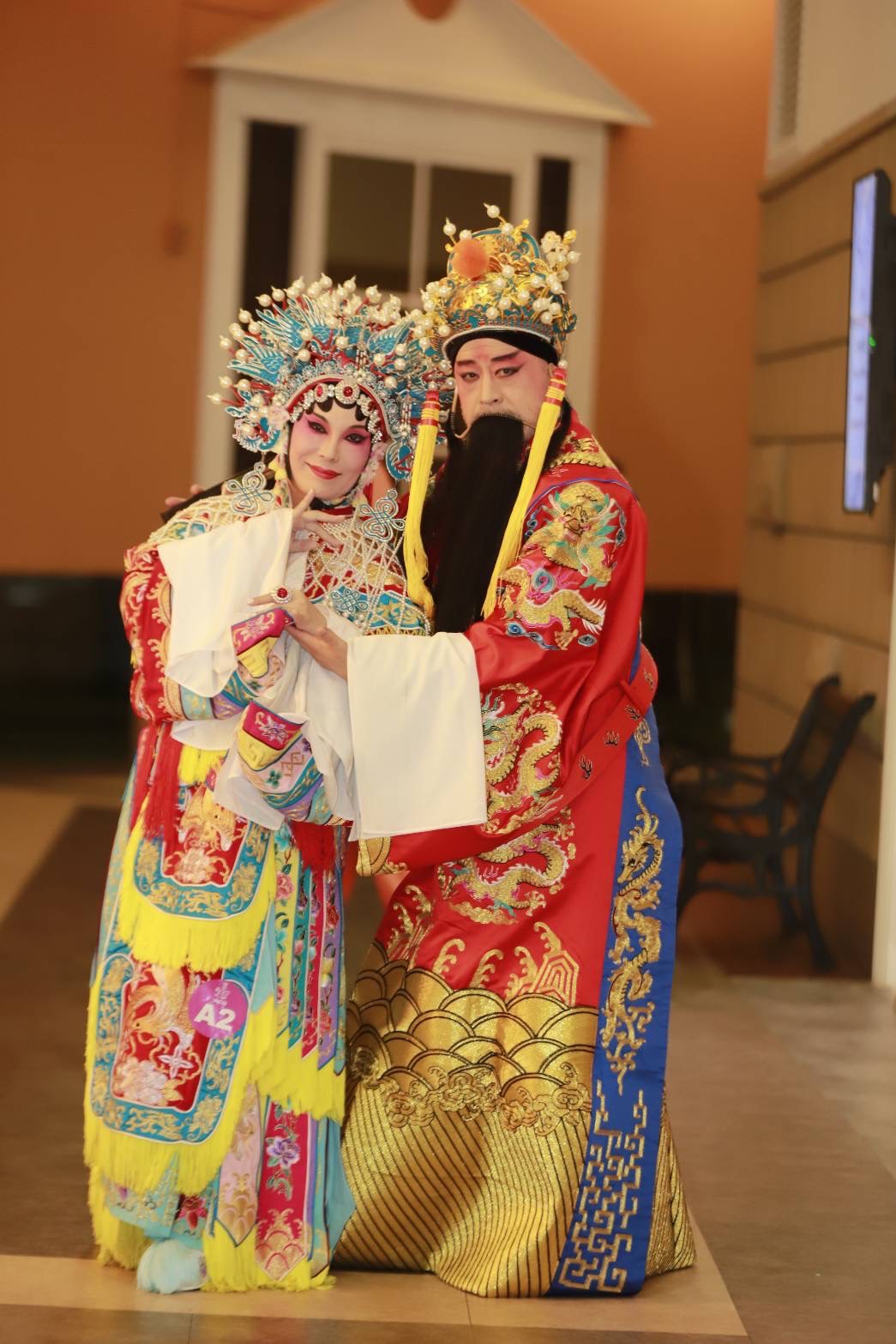 班鐵翔(右)非常支持老婆參賽,Celine為了這次比賽努力瘦了10公斤。(班鐵翔提供)