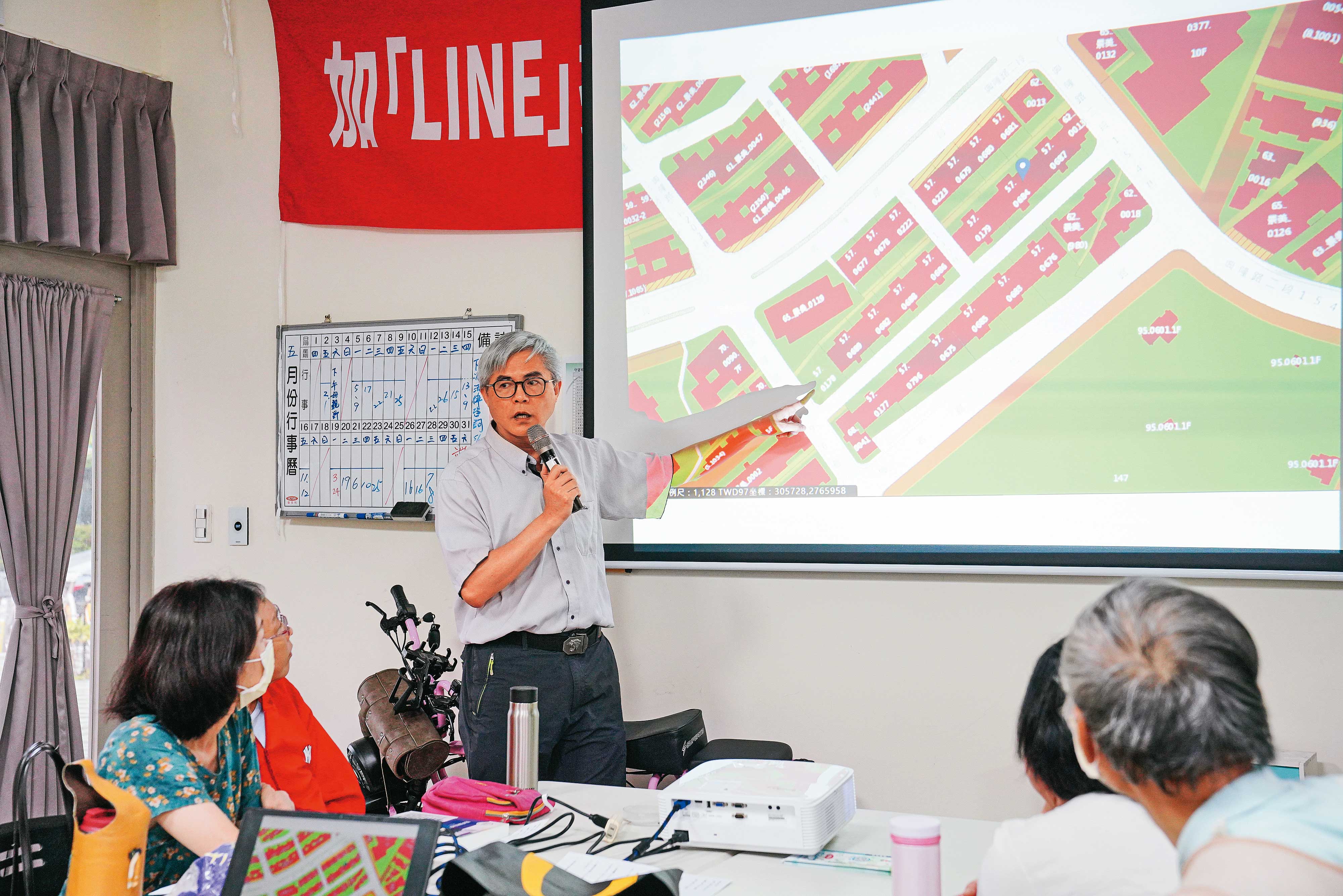 都更資源豐富，只要有10戶以上地主連署聆聽，找好場地後，政府或民間團體就會出動宣講。圖為都權會理事長林注強。