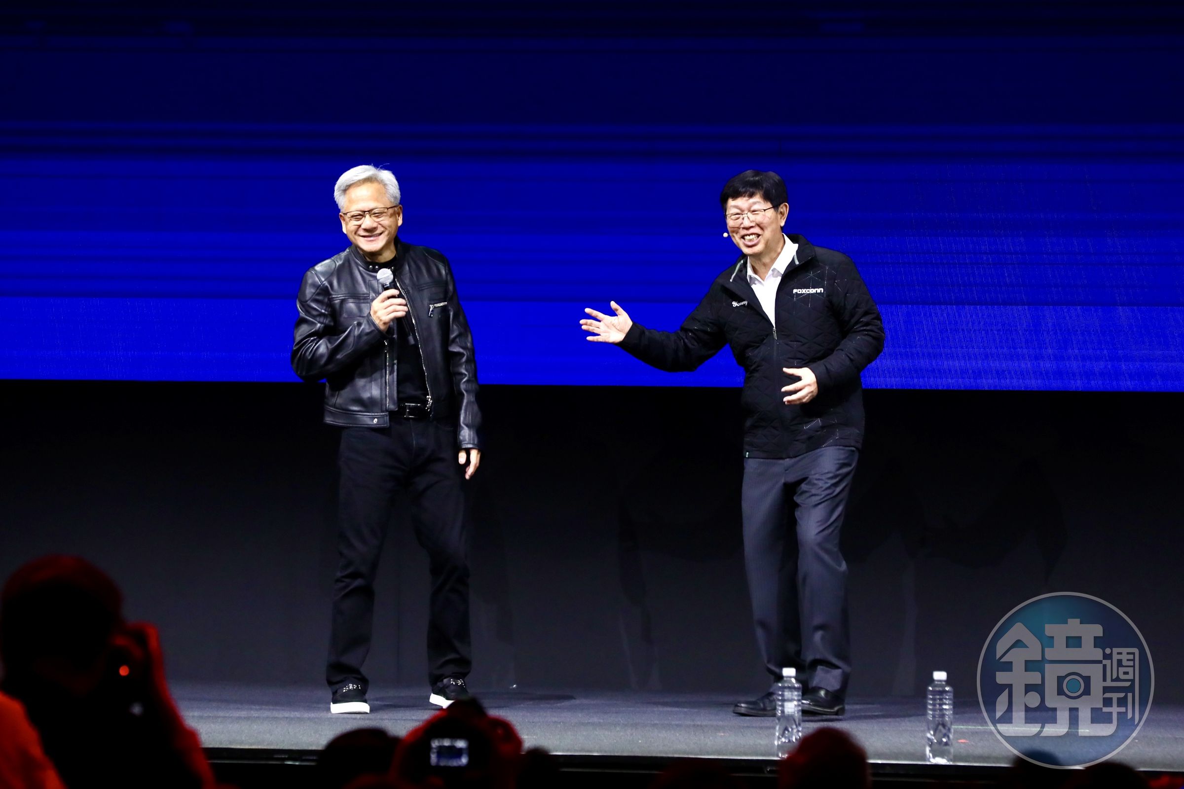 鴻海科技集團董事長劉揚偉於今日的主題演說中，特別邀請神祕嘉賓「那個男人」黃仁勳站台，展現雙方合作關係與默契相當緊密。