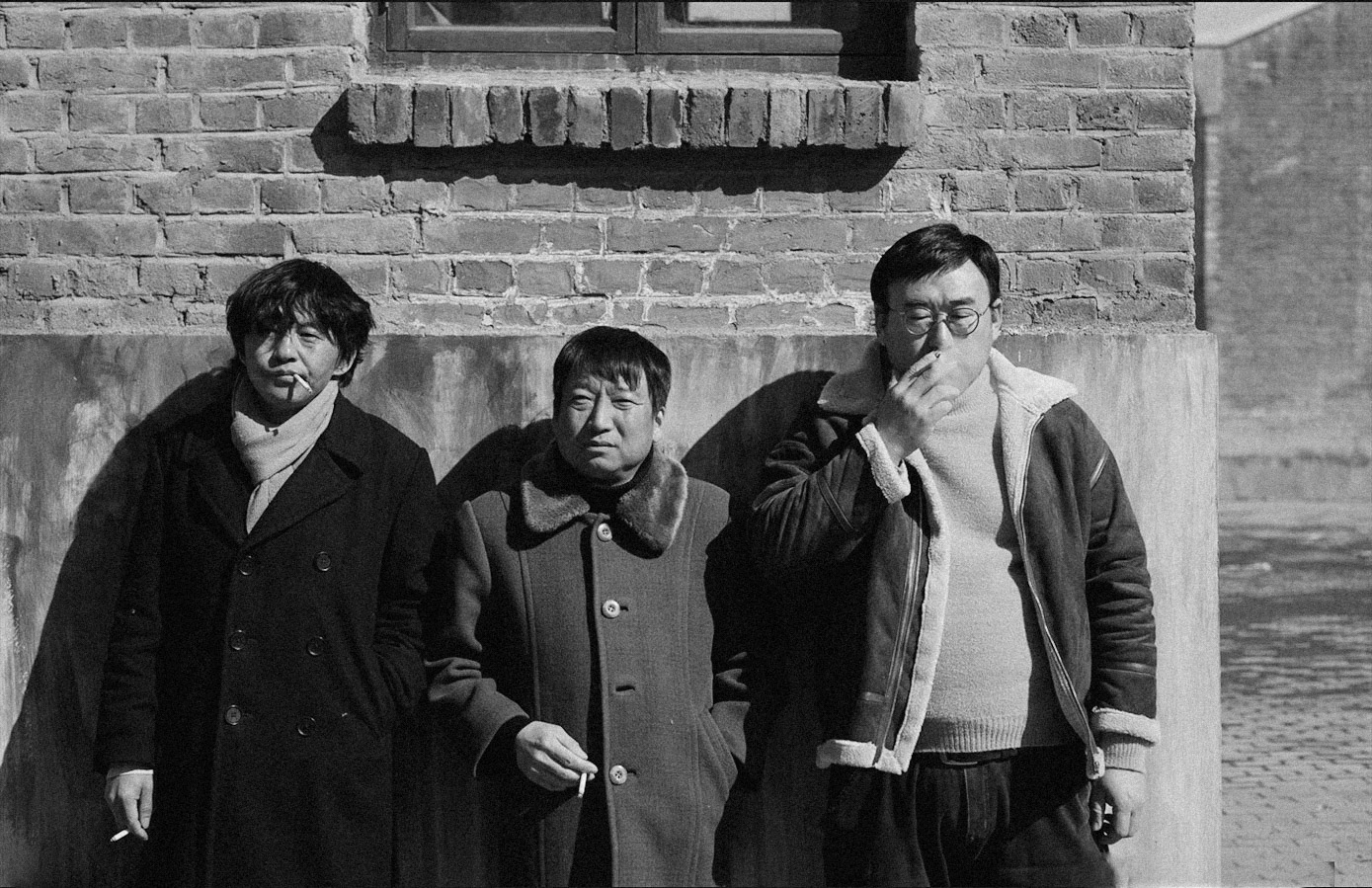 《漂亮朋友》跳脫一般同志片高顏值路線，貌不驚人的大叔出櫃追愛，幽默顛覆了大家對同志片的印象。（光點台北提供）★《鏡週刊》關心您：抽菸有害身心健康。