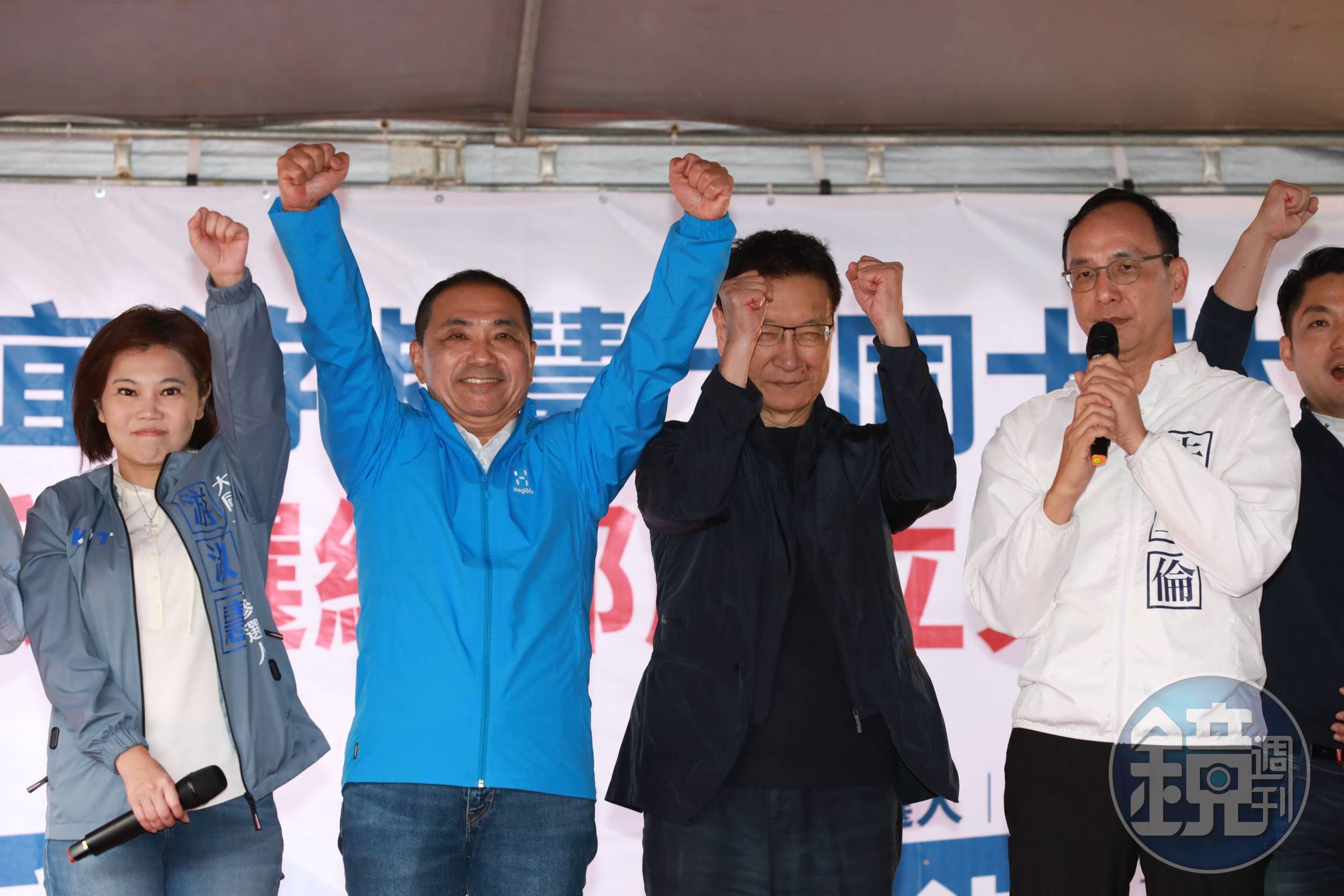 趙少康與侯友宜搭檔參選，直指柯的當選機率很低，要柯的支持者轉向支持他們。