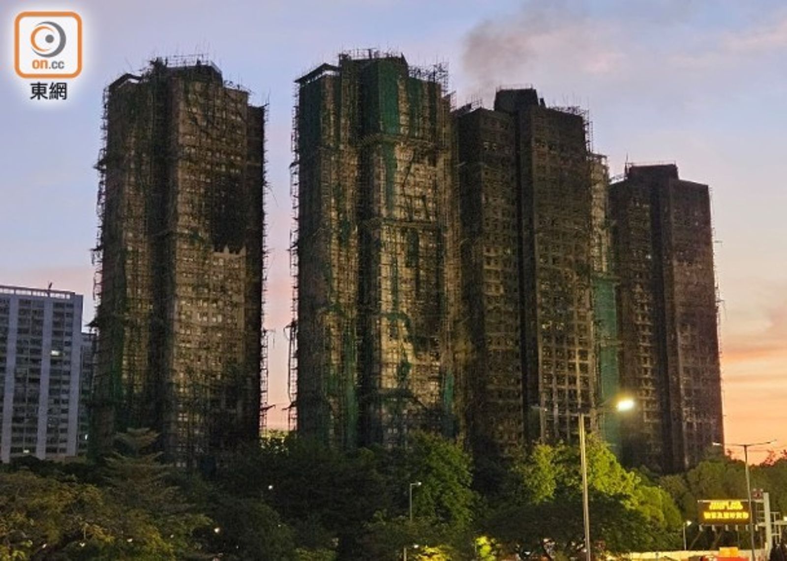 香港大火/宏福苑惡火釀94死78傷 消防預計今早9時完成7大樓爆破搜索