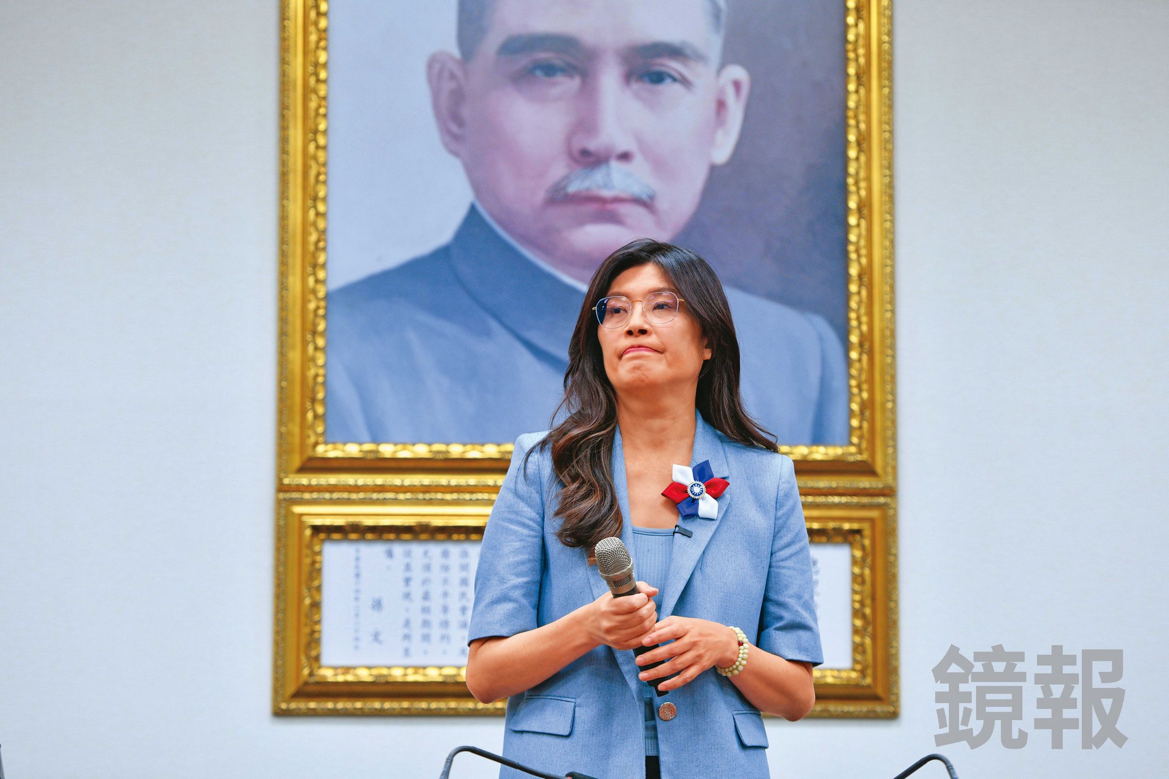 鄭麗文當選新任國民黨主席,並強調「九二共識、反對台獨」立場。(鏡報李智為)