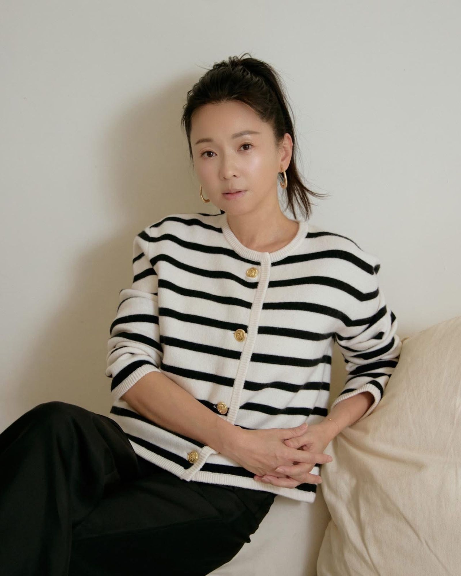 六月（蔡君茹）是出了名的愛酒人士。（翻攝自六月臉書）