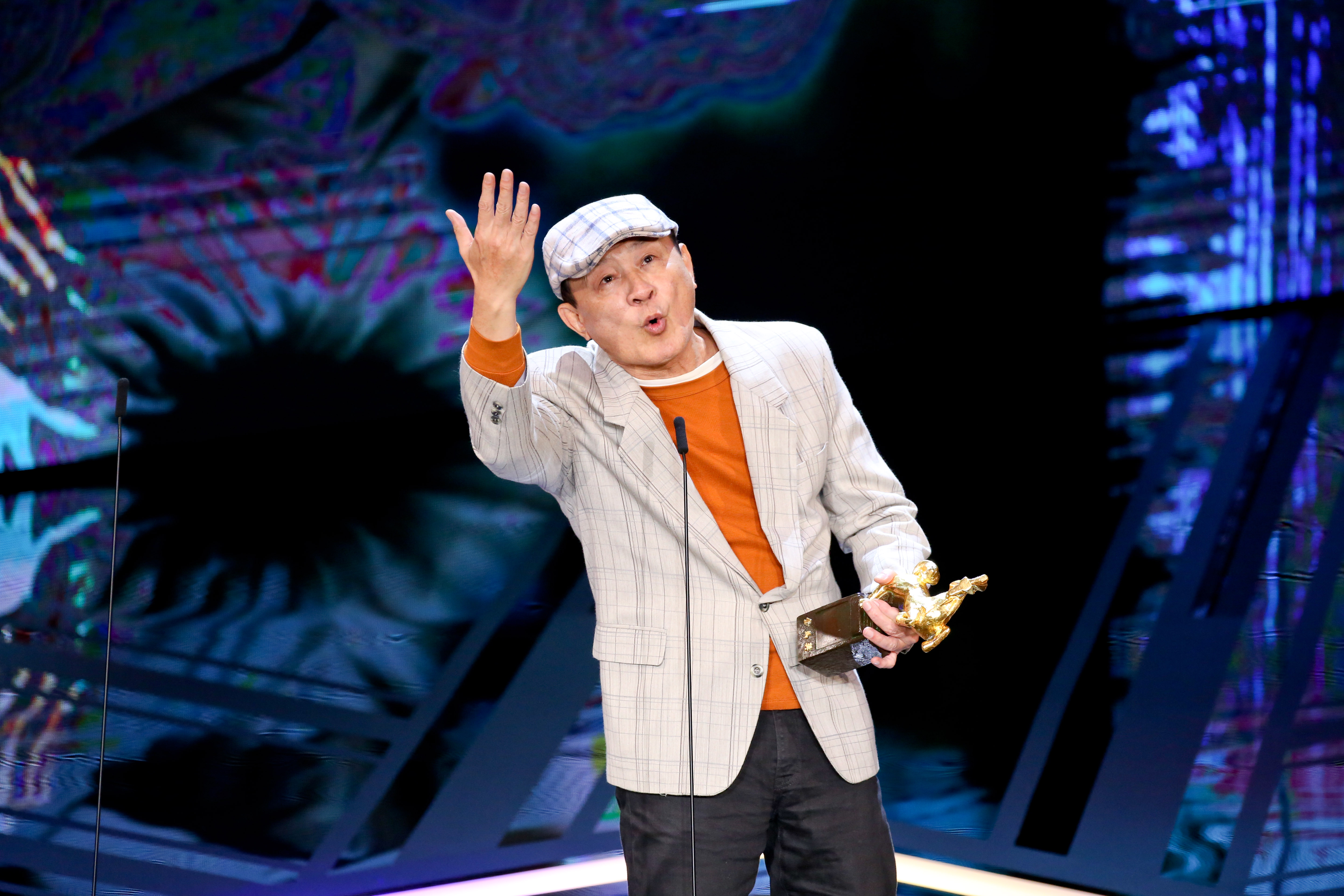 關於閃兵風波，金馬男星開嗆「不用當兵的遺傳病沒治好」，狠酸演藝圈掀熱議。（本刊資料照）