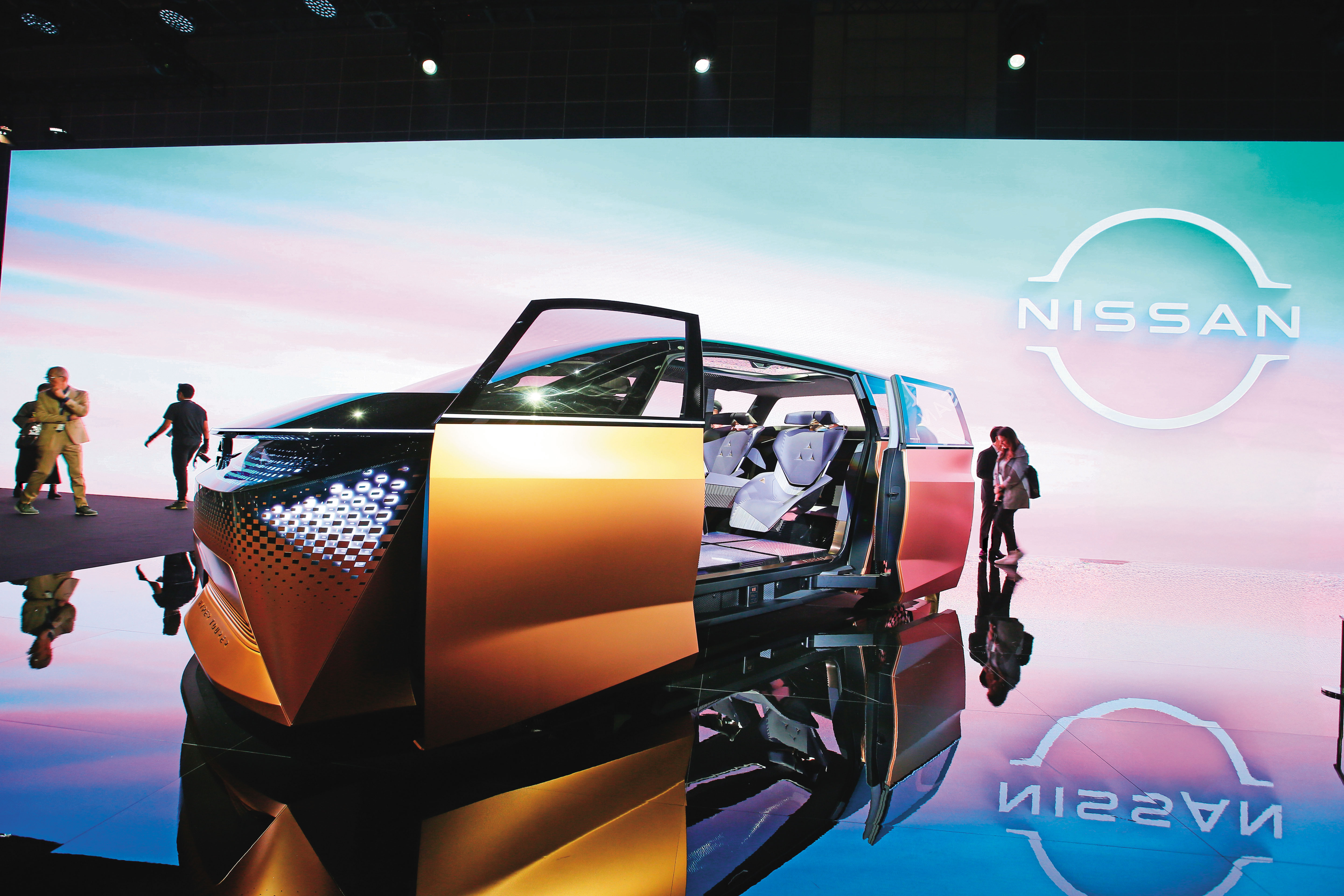 日產汽車是日本第3大車廠，去年東京車展秀出最新概念車。