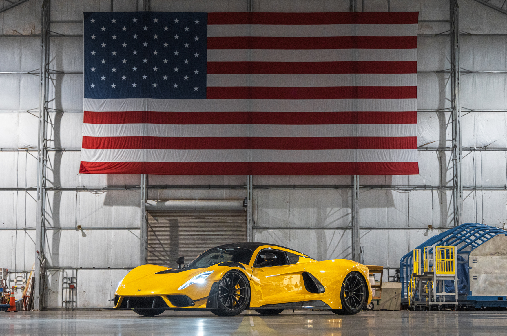 海外車訊／2,031匹馬力的猛毒！Hennessey Venom F5 Evolution到底有多狂？