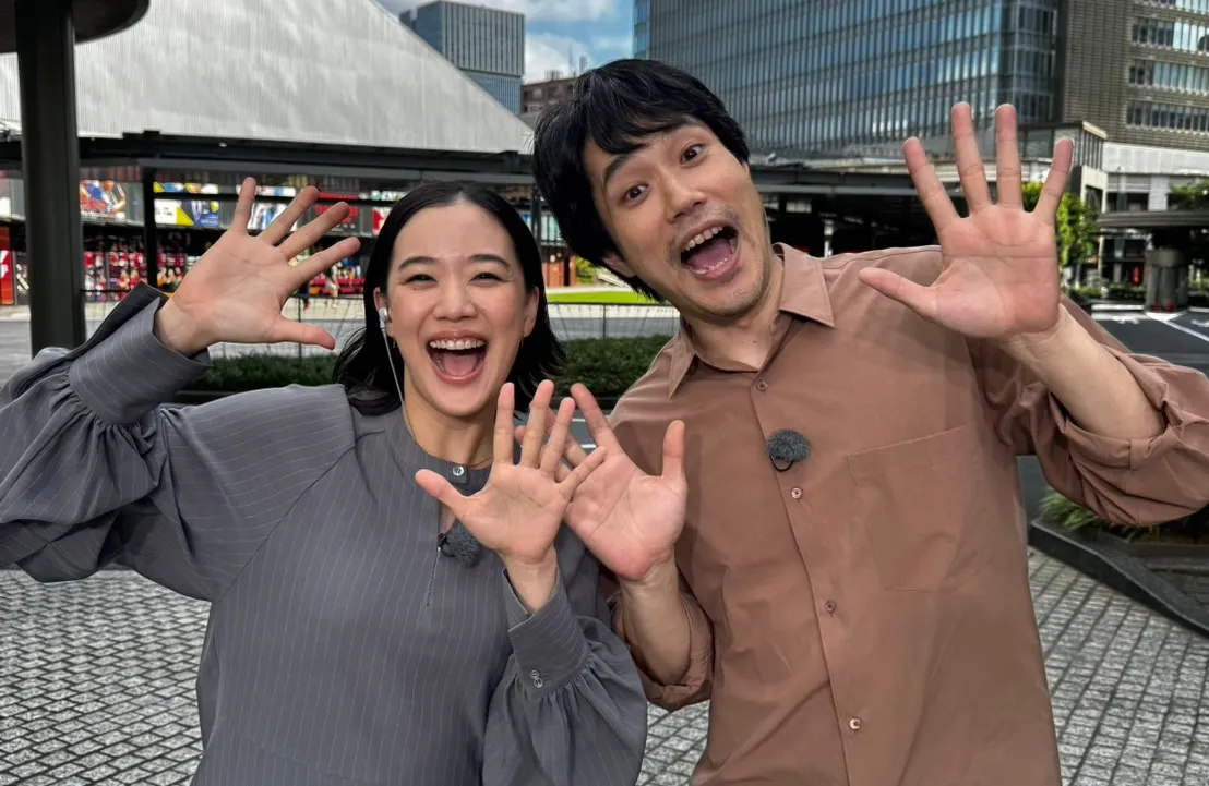蒼井優與松山研一相隔20年再度同台合作，五度攜手飆戲。（翻攝日本官方X）