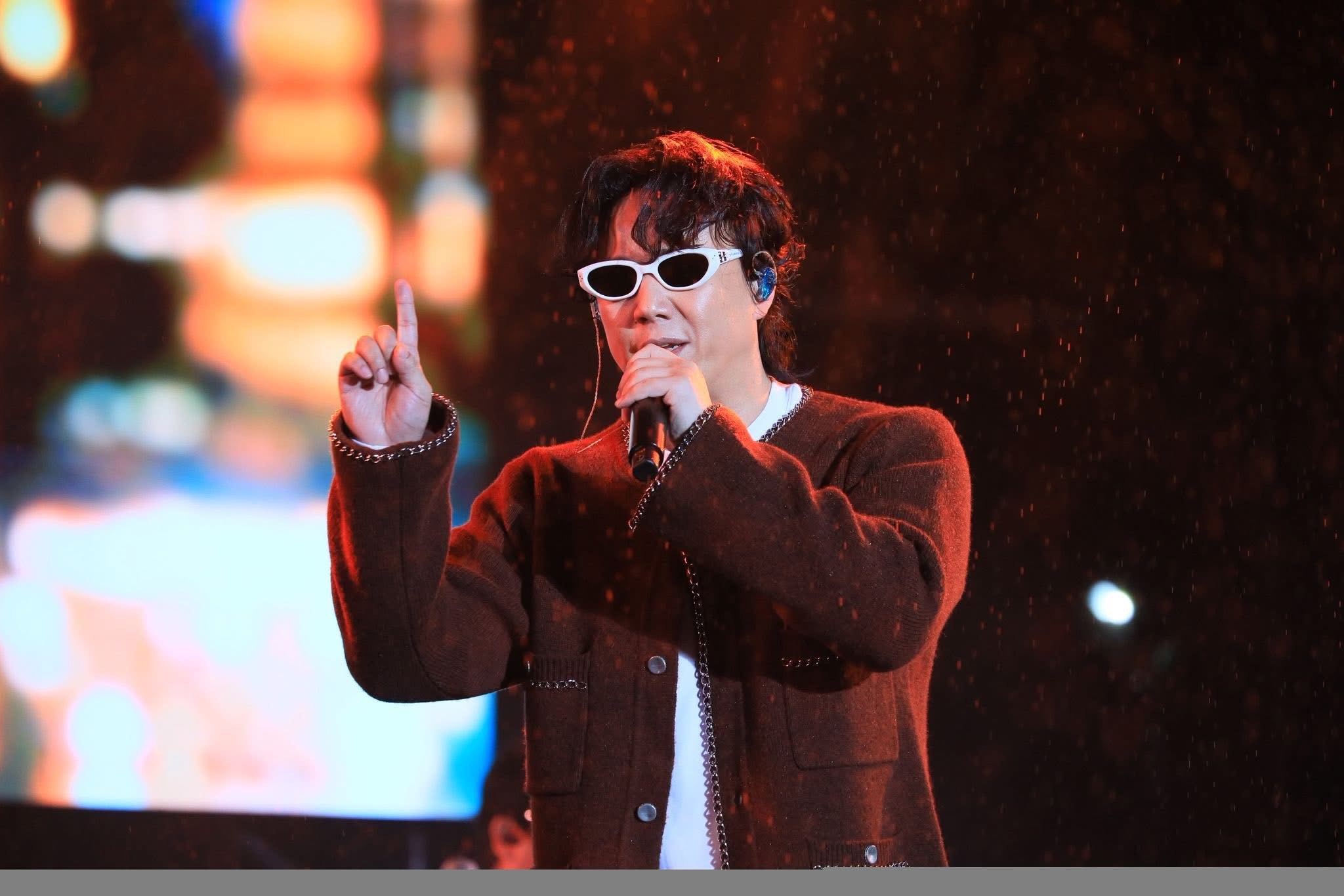 蕭煌奇正式成了人夫。（翻攝自蕭煌奇臉書）