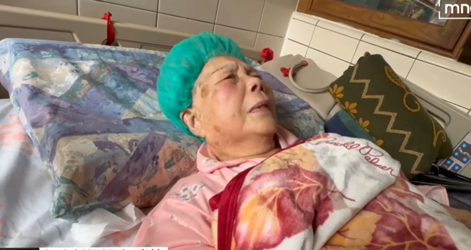 柯文哲弊案宣判/柯媽拜拜跌倒! 談兒子清白落淚:我不相信他當什麼媽媽?