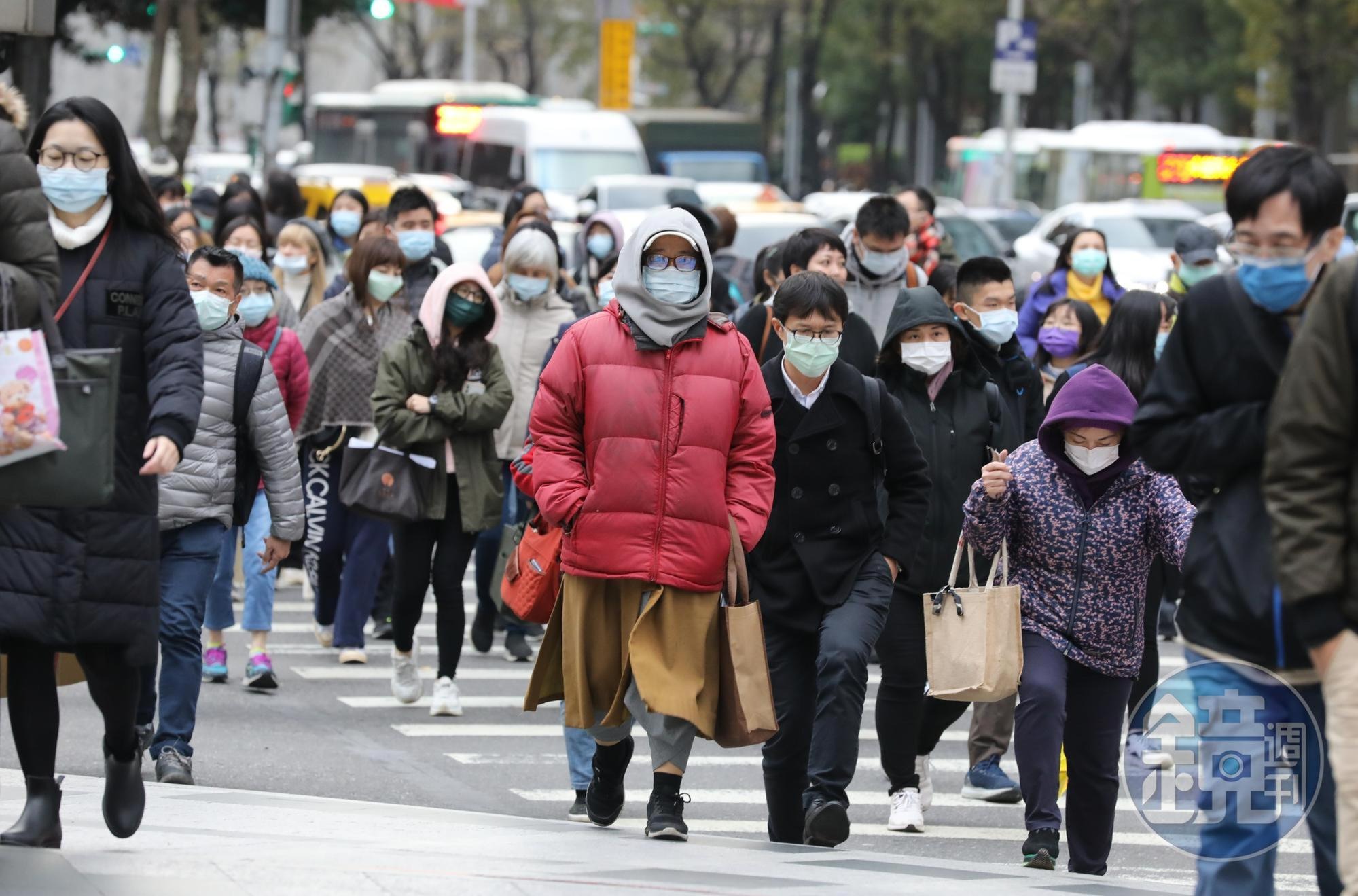 今受大陸冷氣團影響，各地早晚氣溫明顯偏低。（示意圖，本刊資料照）