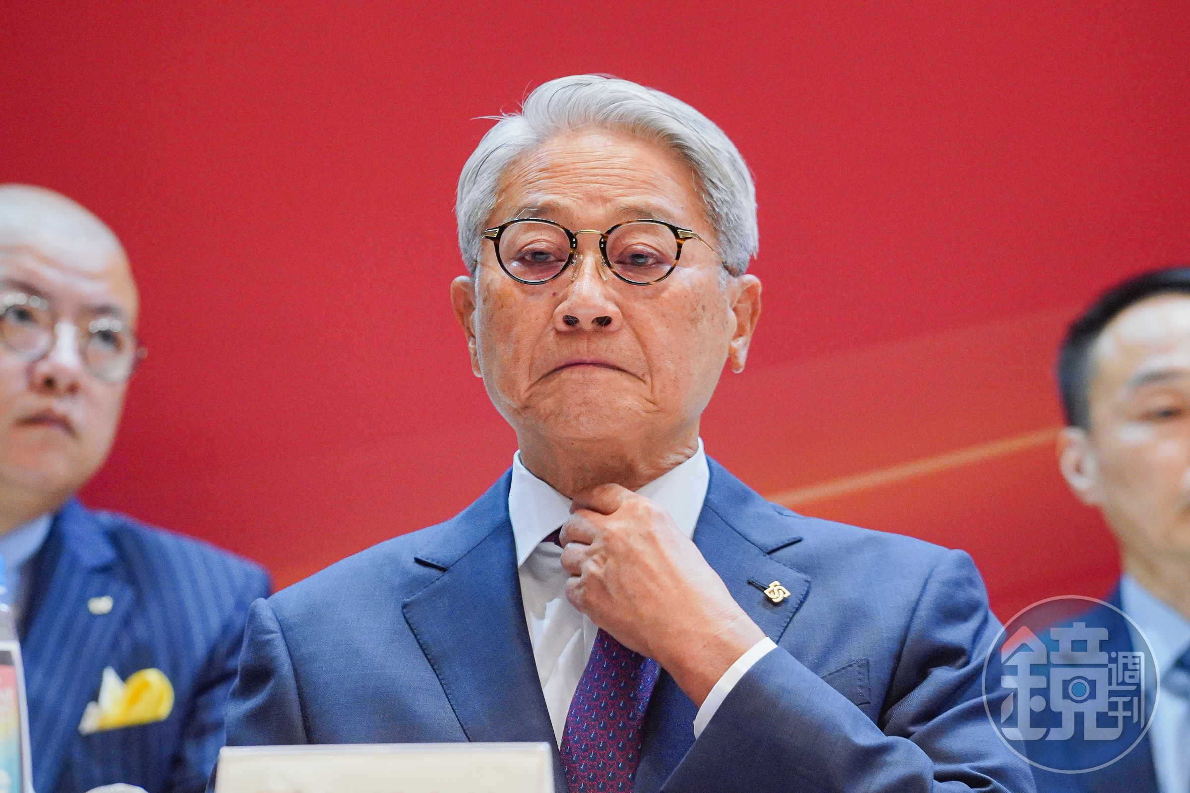 被爆出滲透新光金，吳東亮（中）回沒有這件事。（本刊資料照）