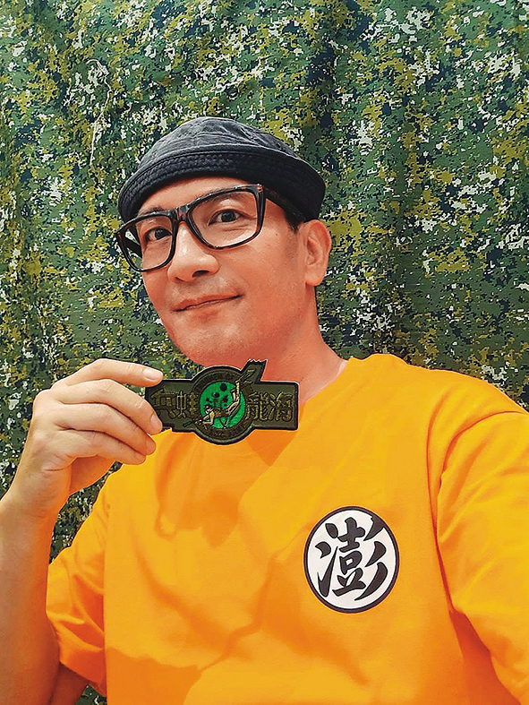 高山峰為兒子舉家搬到泰國生活。（高山峰臉書）
