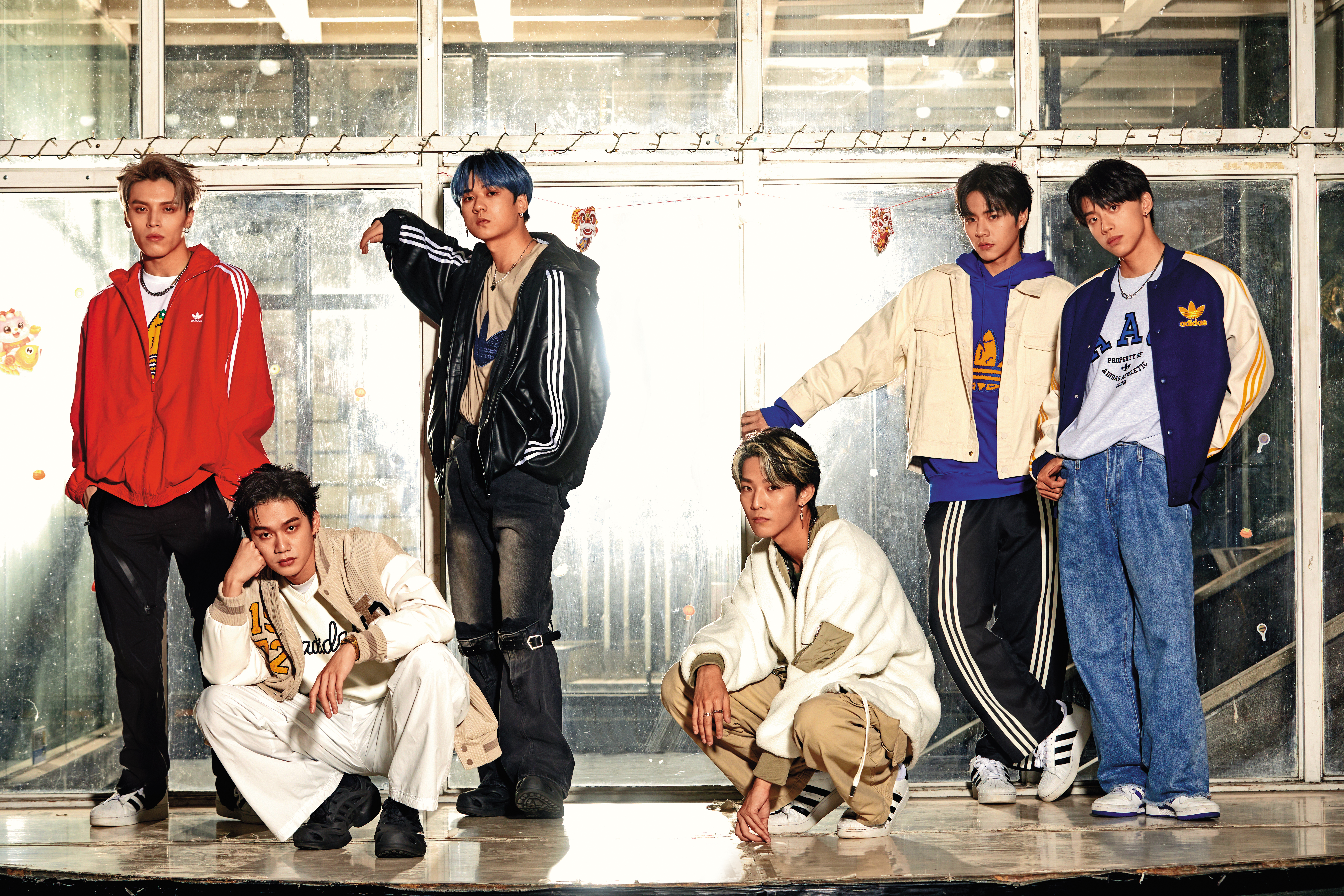 Ozone去年成績不俗，光是商演、活動就累積共72場。左起哲言、子翔、祖安、煥鈞、佳辰、文廷。