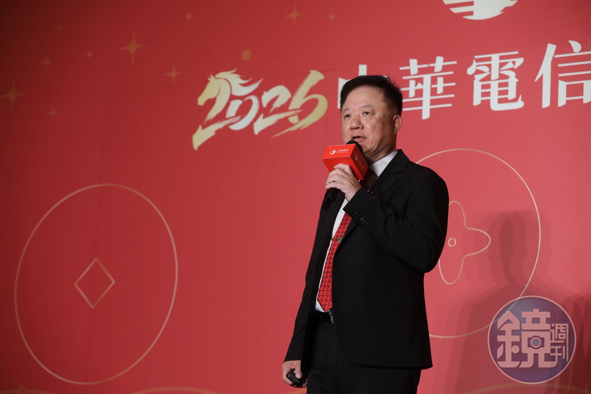 中華電信董事長簡志誠鼓勵子公司與內部優秀團隊上市櫃。