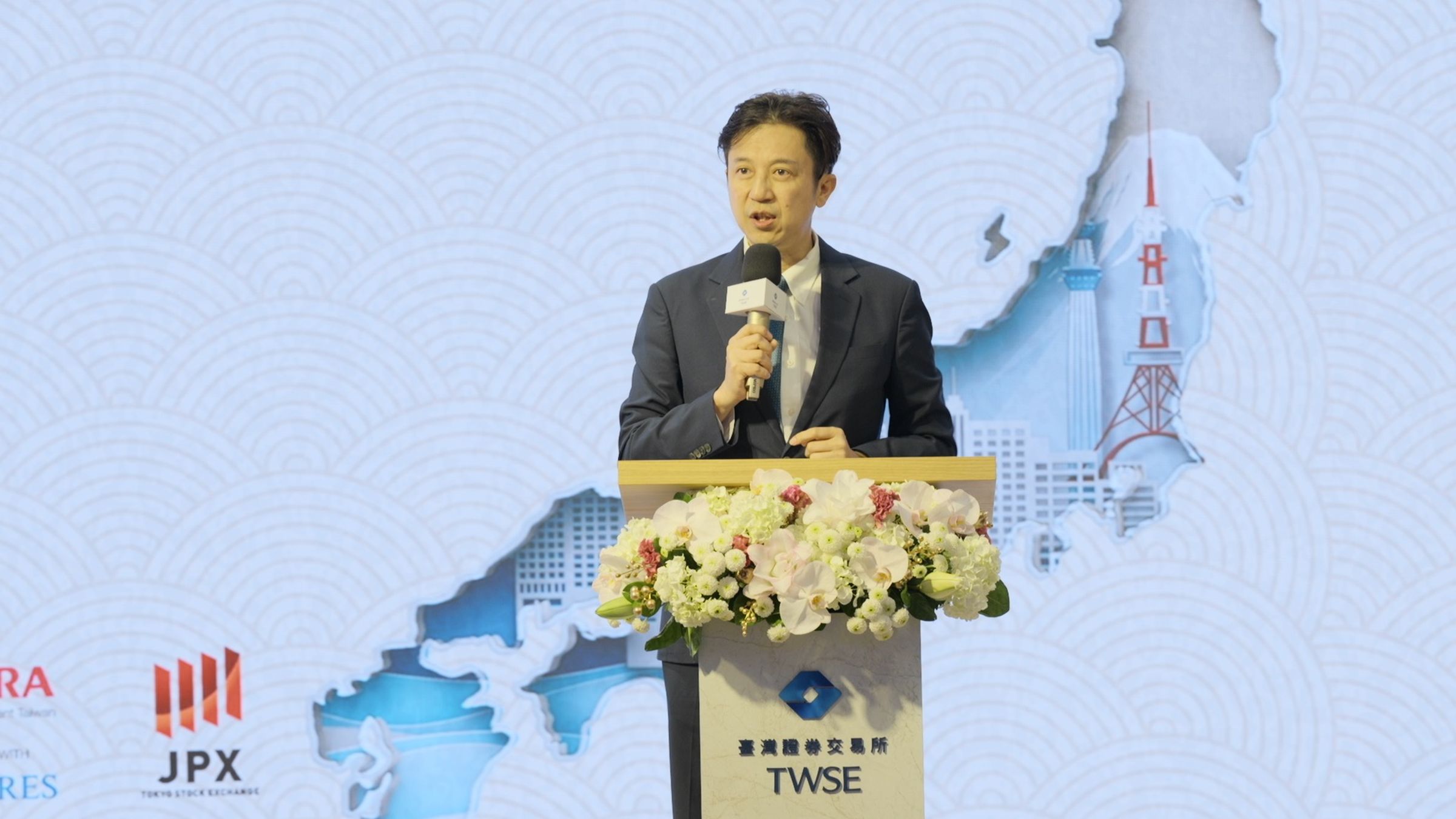 金管會副主委陳彥良期許透過這項成功典範，帶動更多跨境產品的發行。