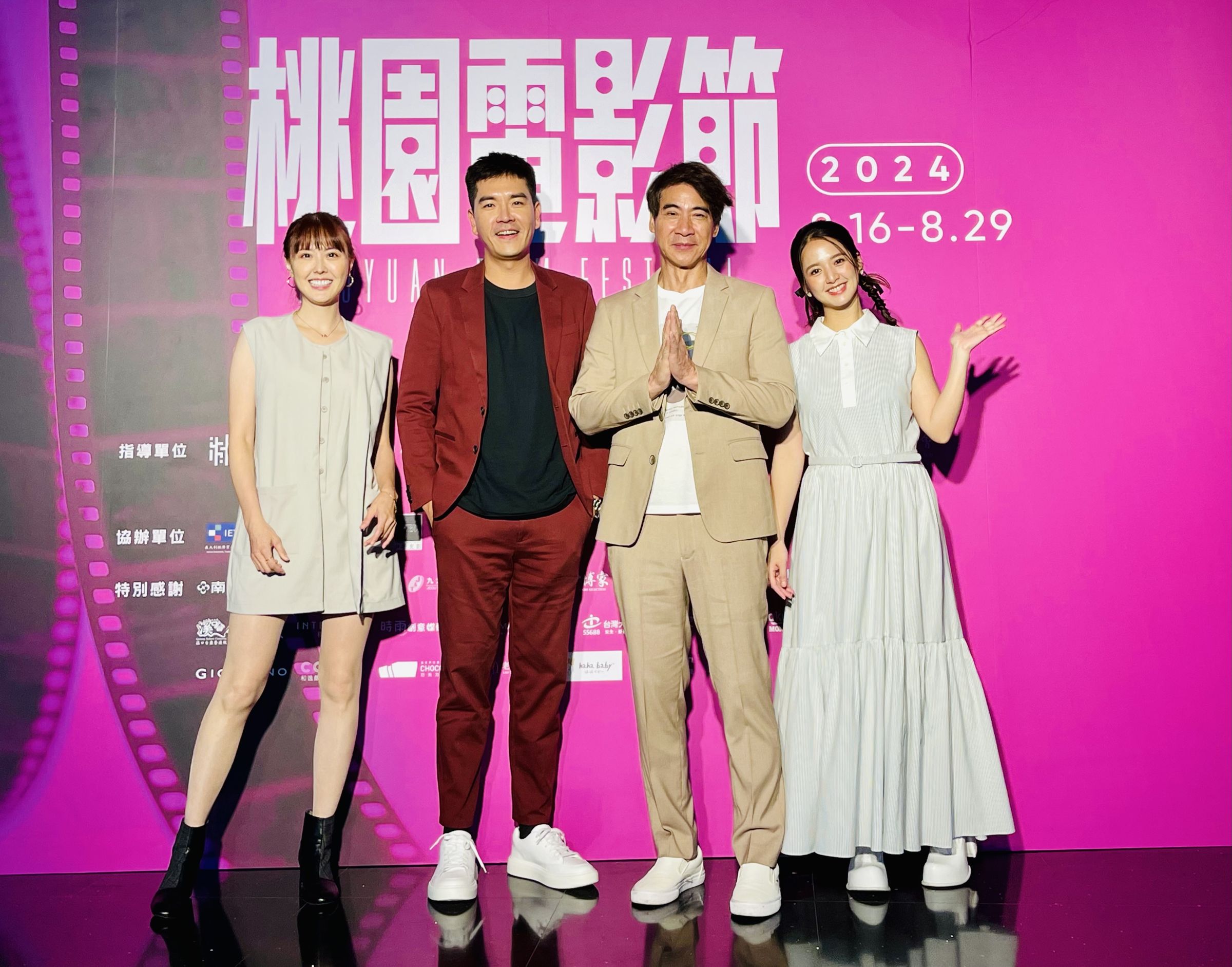 翁家明與王傳一分飾在大埔鄉山上行醫的「偏鄉醫生」林繁幸與葉明憲，扮演護理師臧芮萱與張晏塵在拍攝救護車搶救戲時都感受到搶救分秒必爭的心情。（桃園電影節提供）