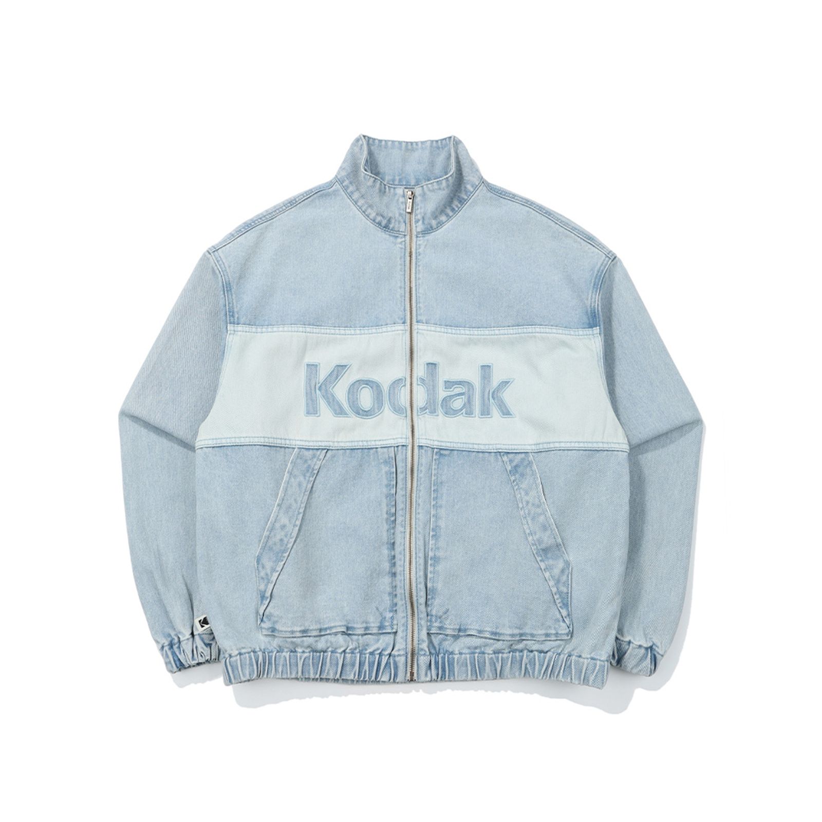 丹寧大LOGO夾克。NT$6,399（KODAK APPAREL提供）