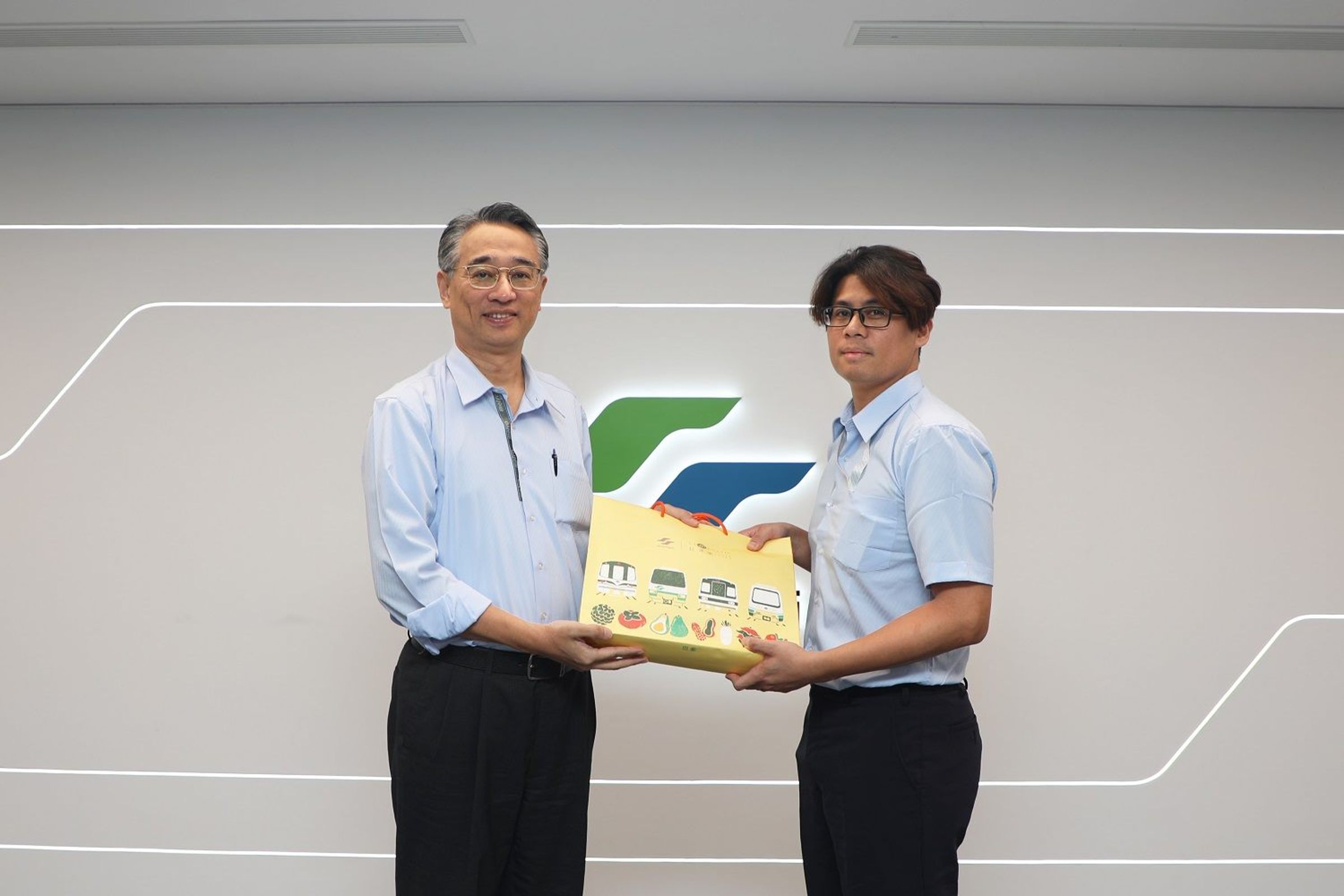 連穎承拾金不昧獲公開表揚。（北捷提供）