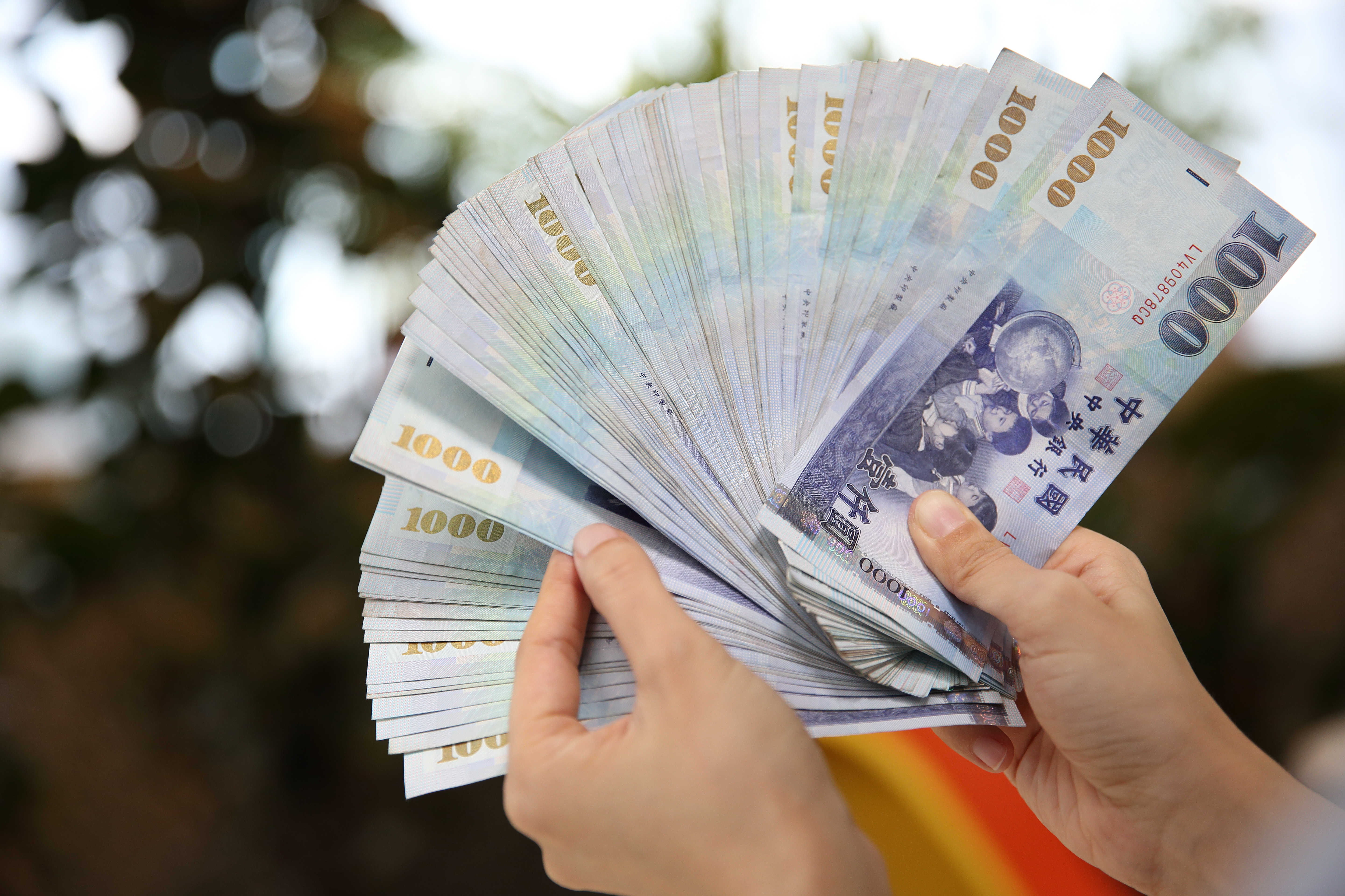 最低工資審議結果出爐,明年起最低工資為月薪3萬900元、時薪205元。(示意圖,資料照)