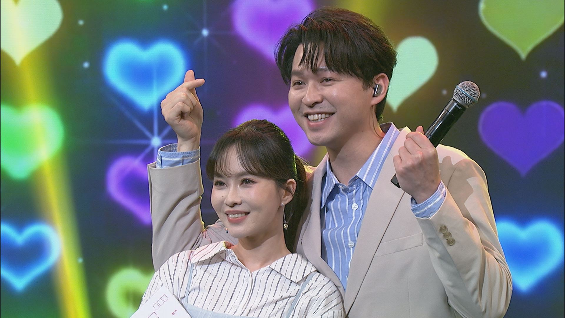 杜忻恬與李子森進棚錄影。（中視提供）