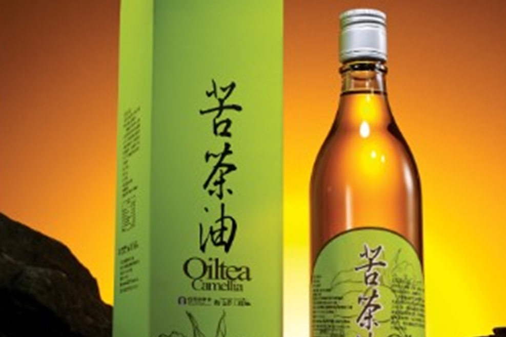 南投縣信義鄉農會日前自主送驗委外代工的苦茶油產品,竟檢出致癌物「苯駢芘」超標。(翻攝自全國農漁會商城)