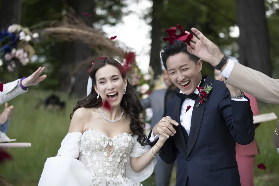 早於2009年退團的中國籍成員韓庚,在2019年與女星盧靖姍完婚,目前育有一女。(網路圖片)
