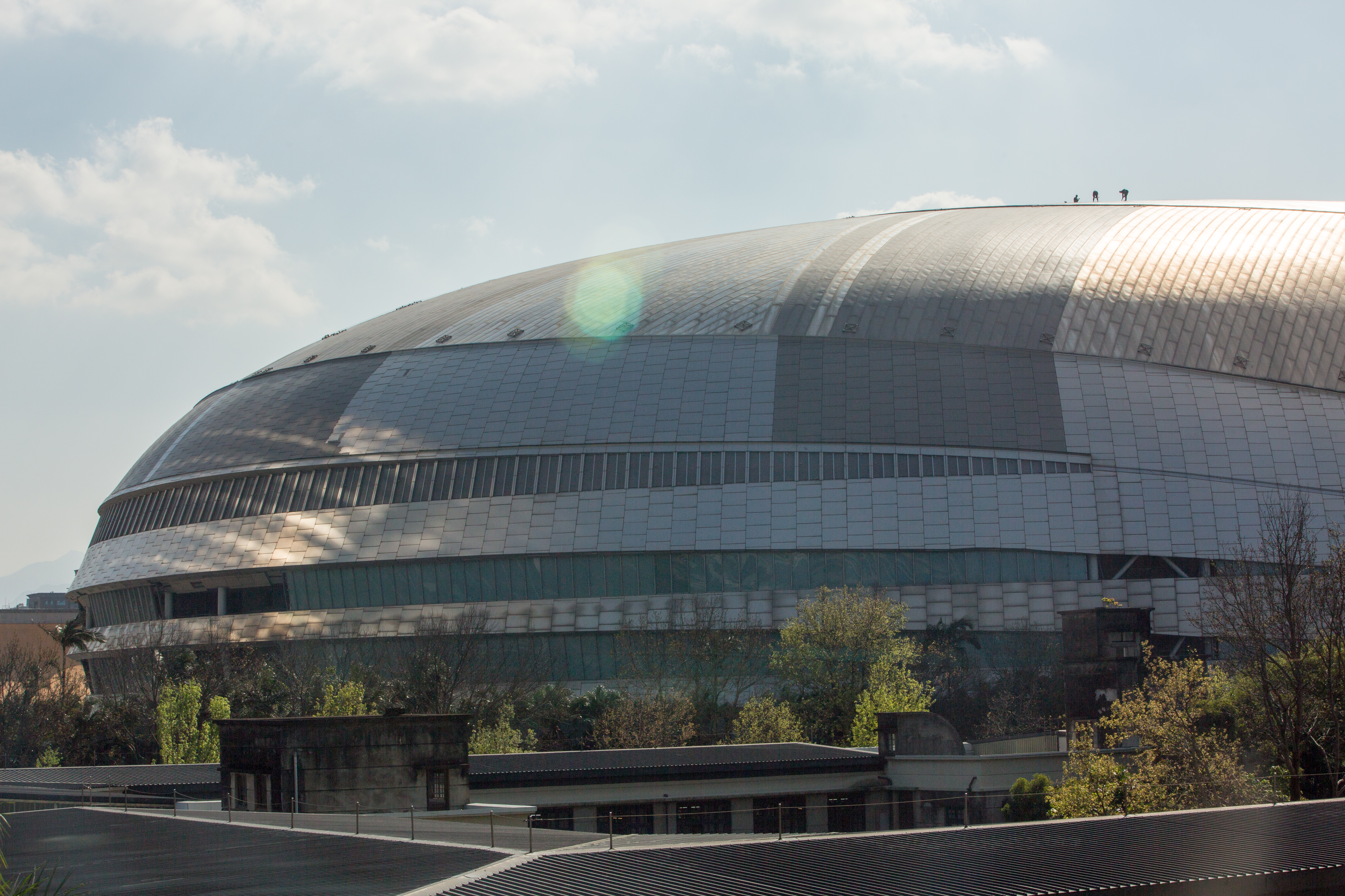 日本職棒讀賣巨人隊與台灣職棒的中信兄弟、樂天桃猿,本週末在台北大巨蛋舉辦交流賽。(本刊資料照)