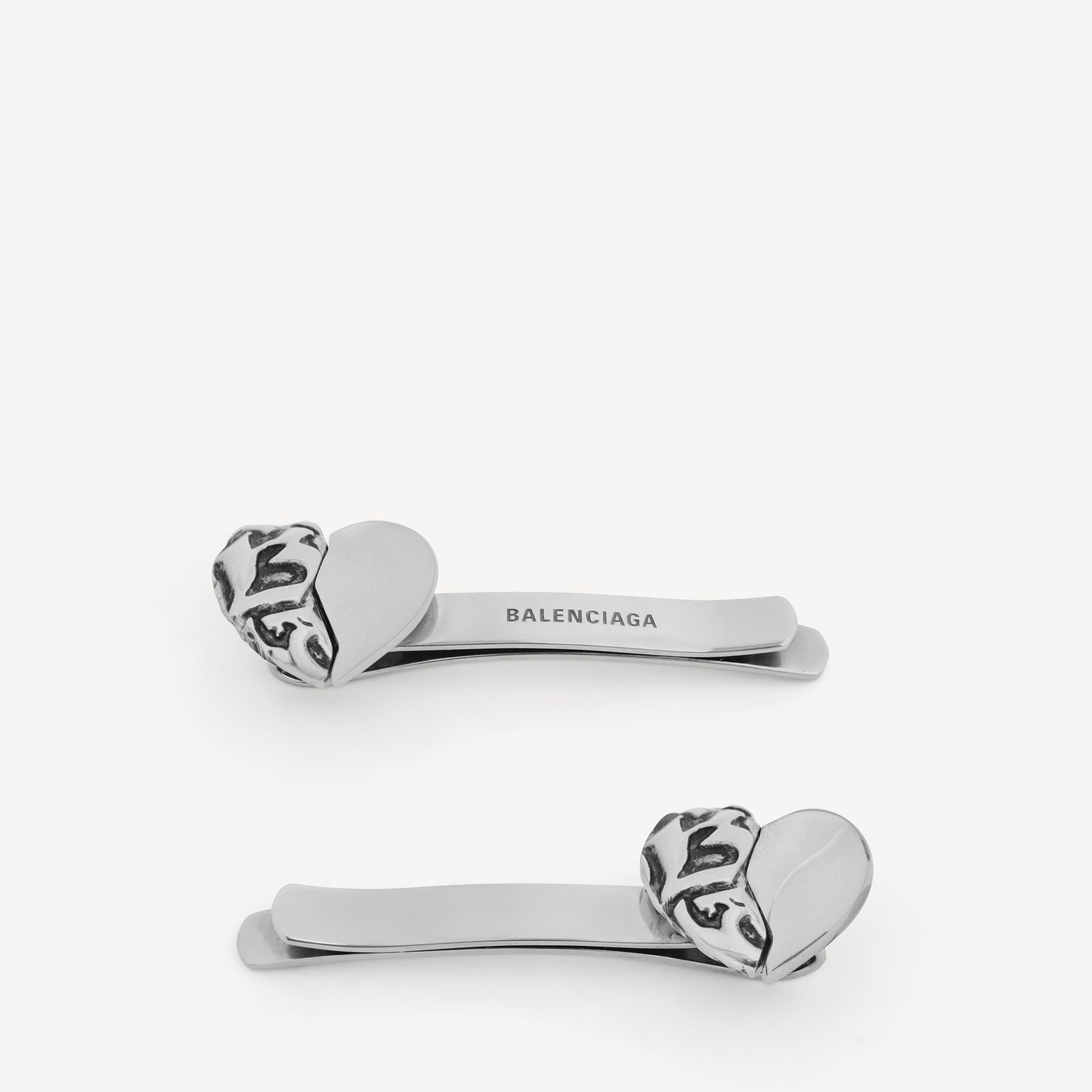 髮夾。NT$13,900（ BALENCIAGA提供）