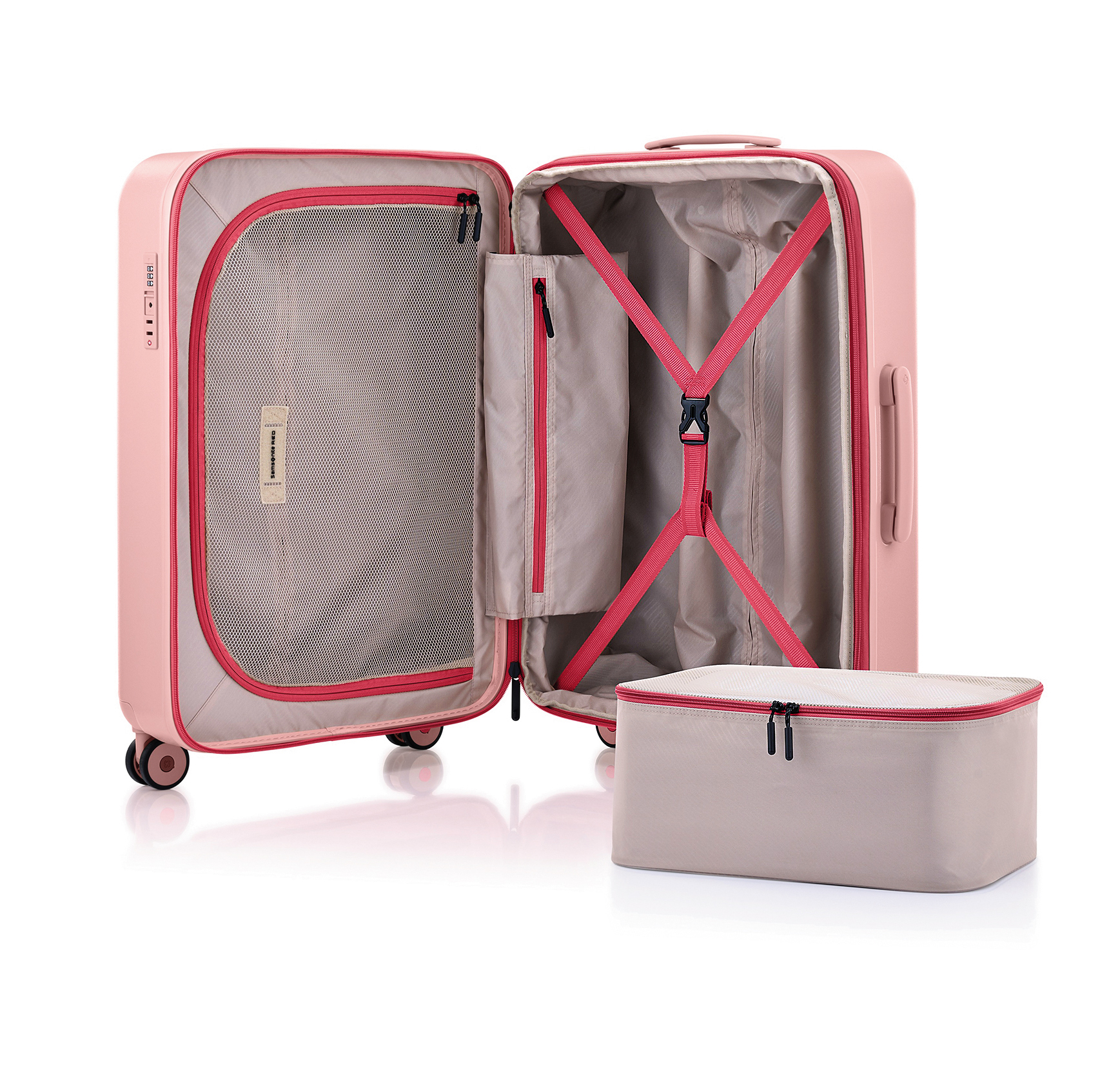TOIIS OCEAN 25吋 & 28吋行李箱含大包收納袋。NT$9,800╱25吋、NT$11,000╱28吋（Samsonite提供）