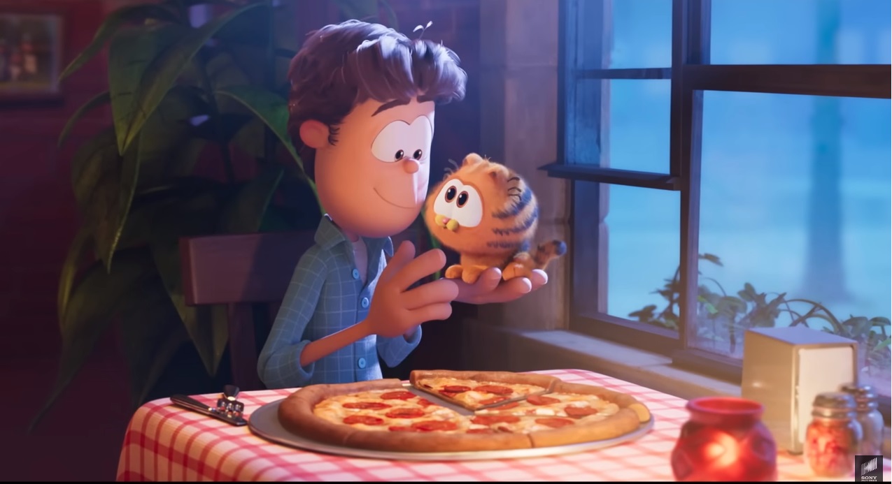 《加菲貓》預告片呈現幼年加菲貓被主人老姜收養的過程。（翻攝自Sony Pictures Entertainment YouTube頻道） 