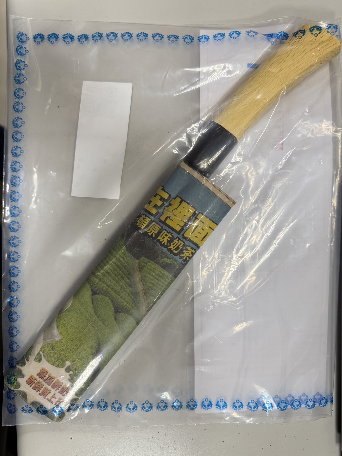 嫌犯作案用刀具。警方提供