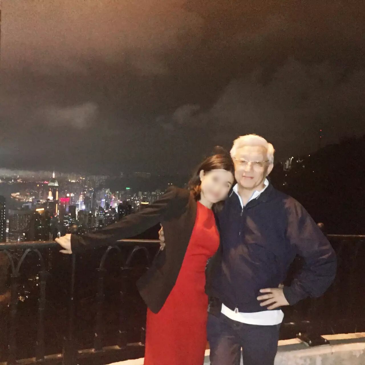 曹興誠被爆出2015年結識並出軌這名中國女子。（讀者提供）