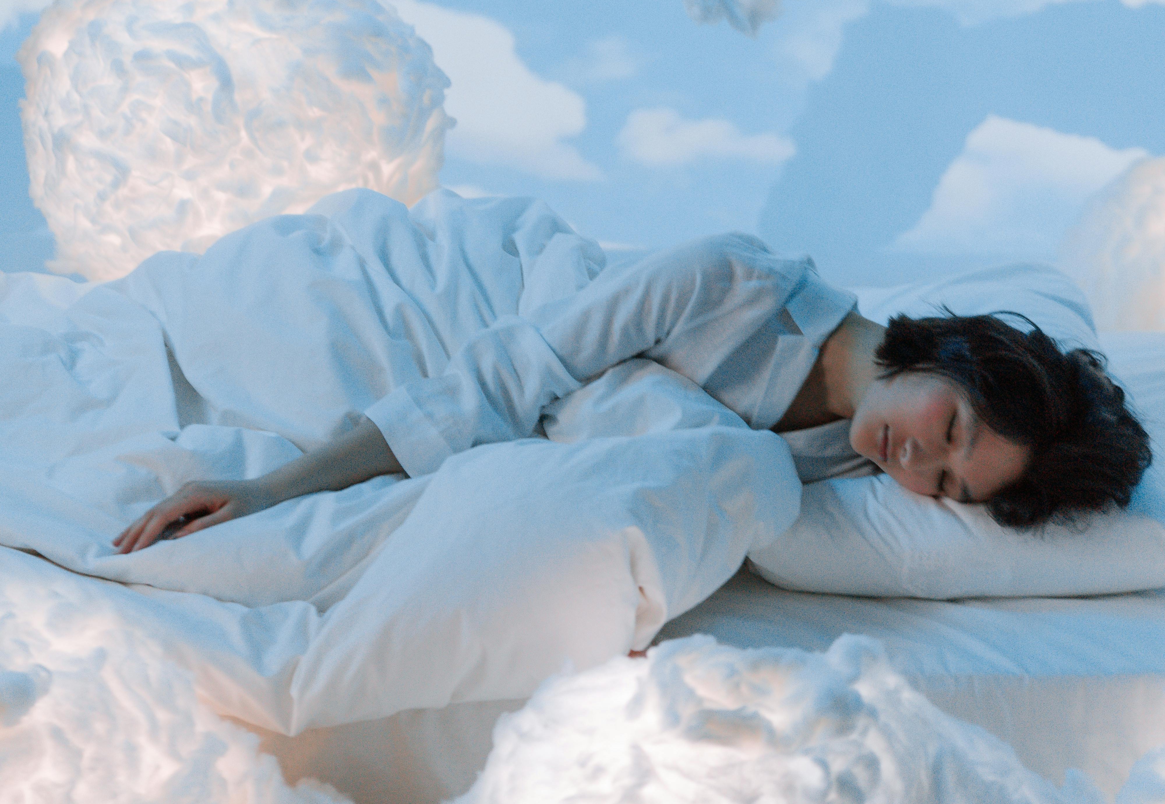 冬至開運祕訣曝光，就連什麼都不做的「睡覺」也能增運。示意圖，（pexels）