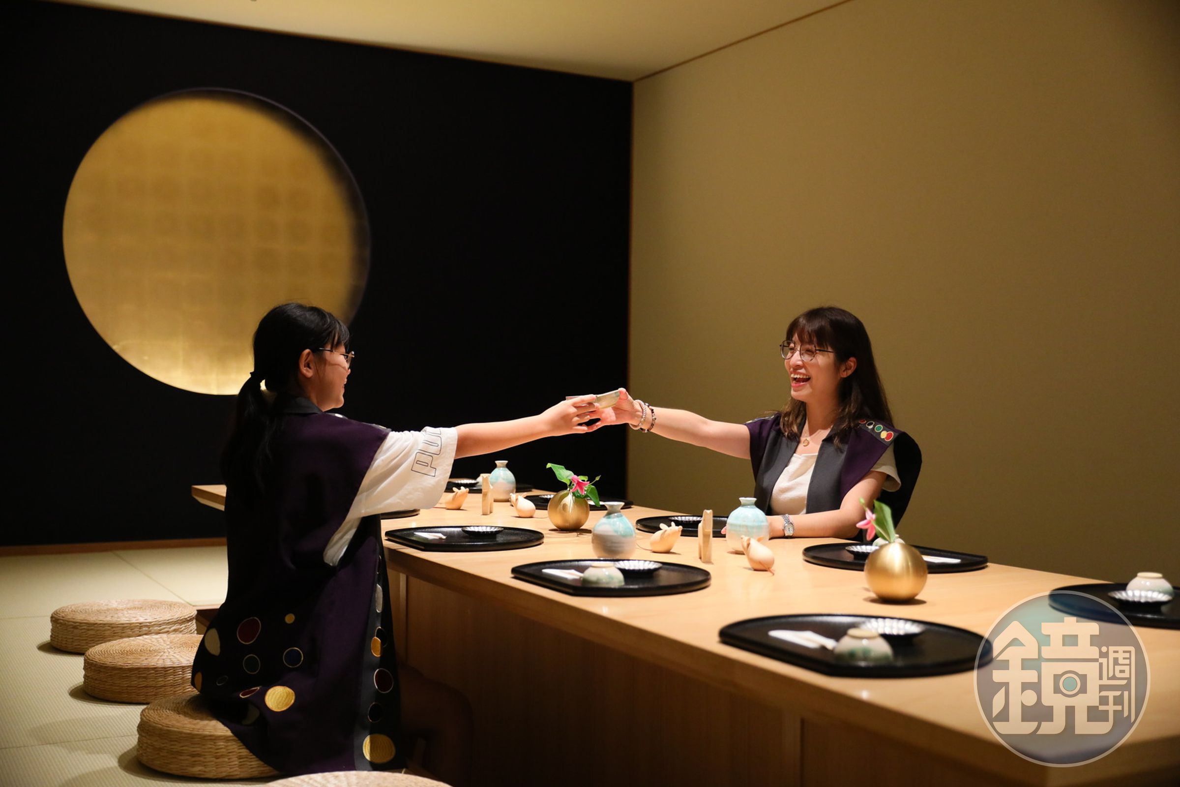 住客可以參加免費的活動「伊達之宴」穿上伊達政宗的陣羽織服飾，以當地燒製的清酒杯品嘗地酒，感受藩主招待客人的美意。