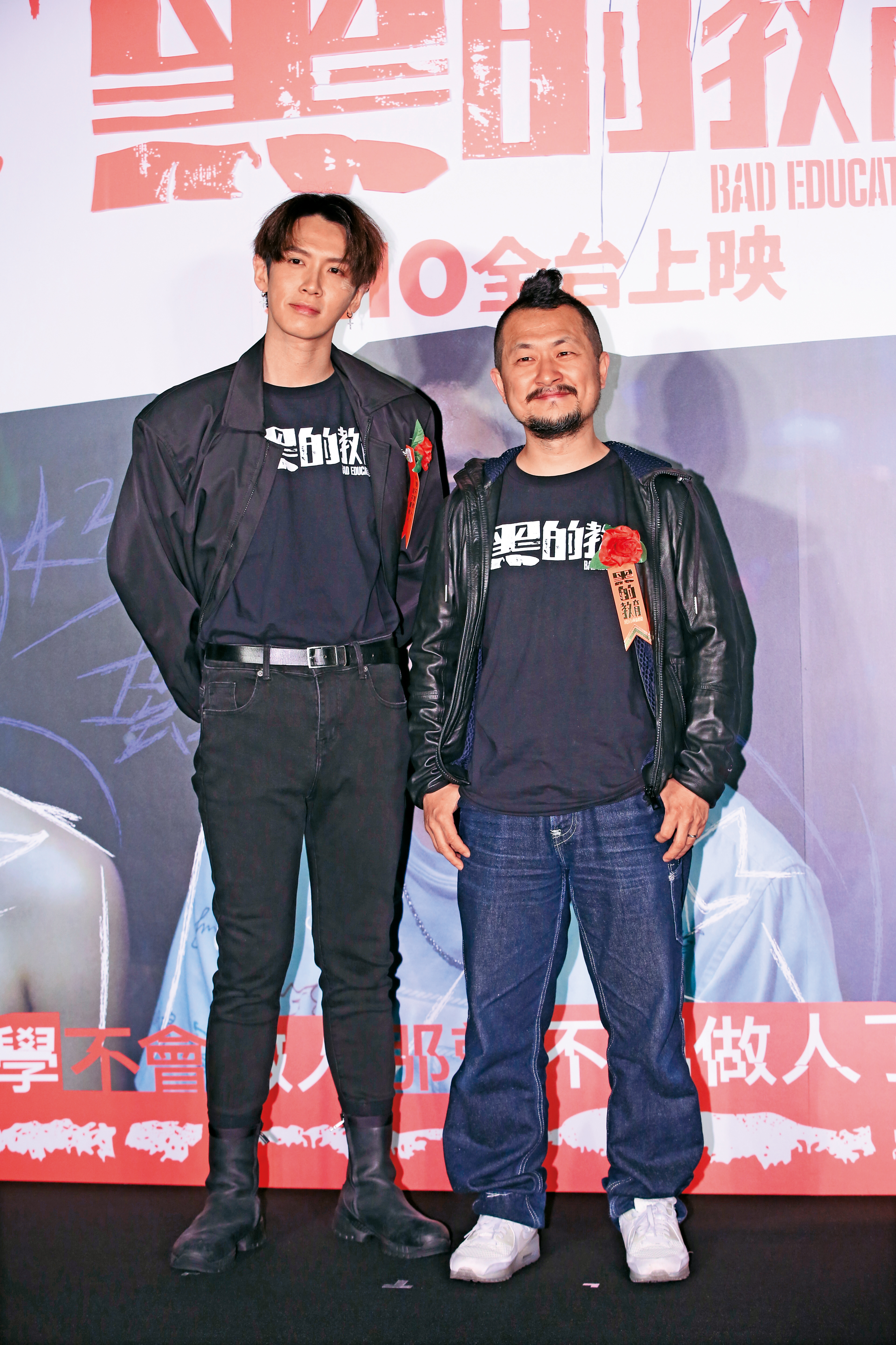 九把刀（右）與柯震東（左）合作無間，柯震東演九把刀執導的戲、當導演時九把刀則為他監製、寫劇本。