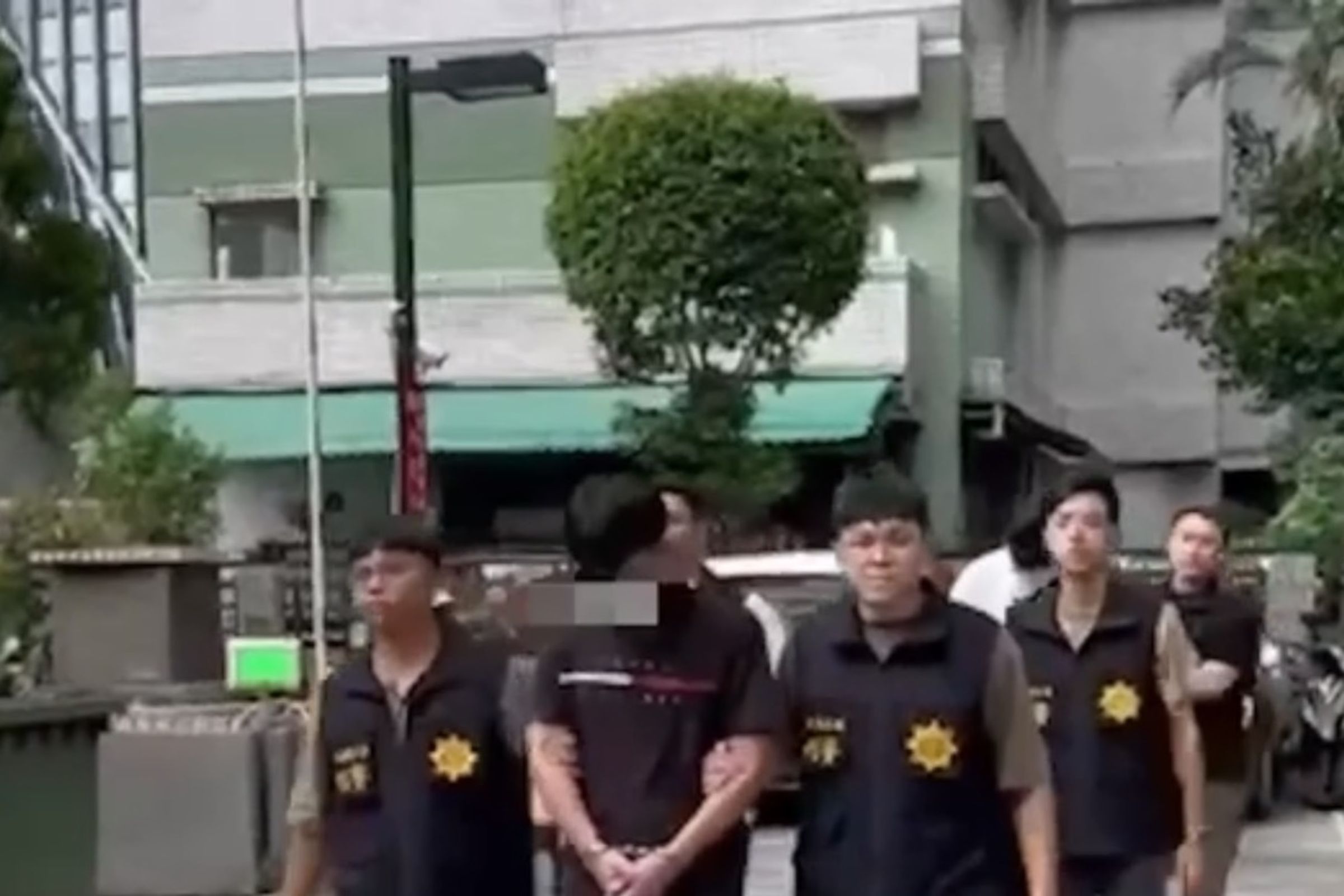 警方追查後將相關人依法移送法辦。(翻攝畫面)