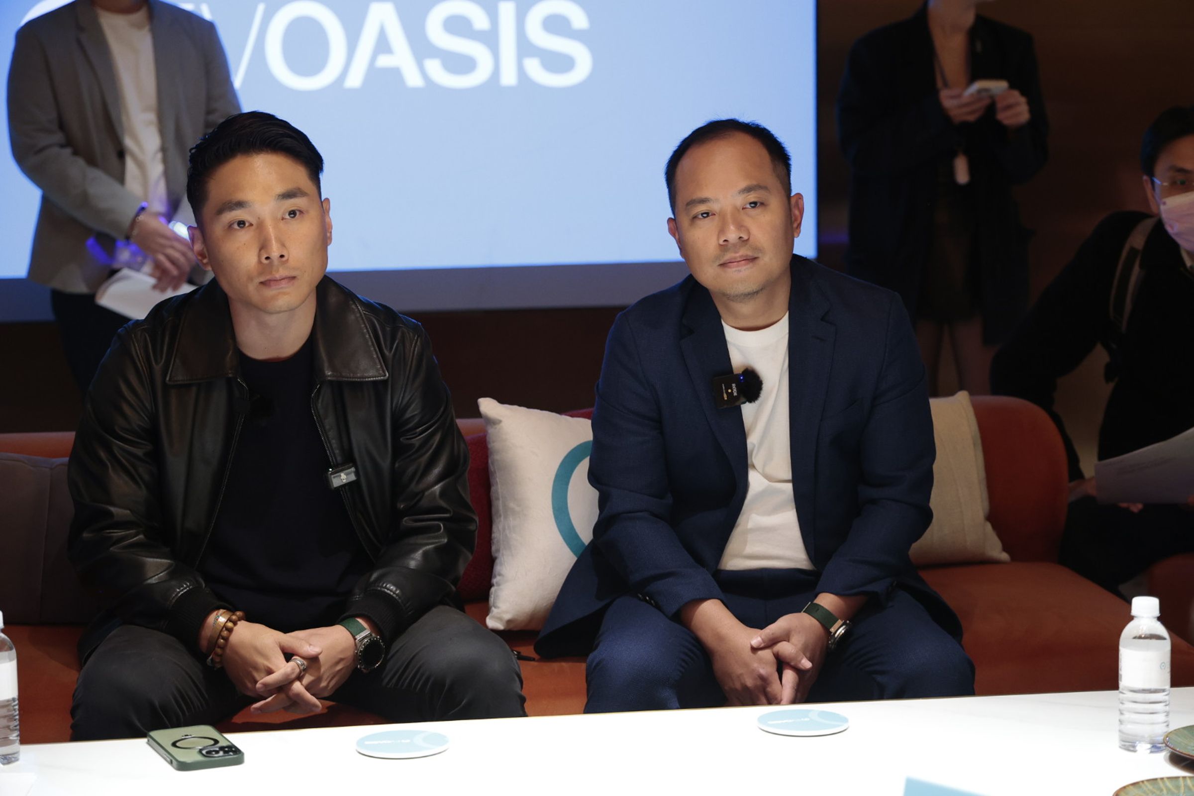 EVOASIS 源點科技董事長陶百群（右一）和副總董事長鄭旭捷宣布啟動IPO計劃，計劃於2026年在台灣股市掛牌。