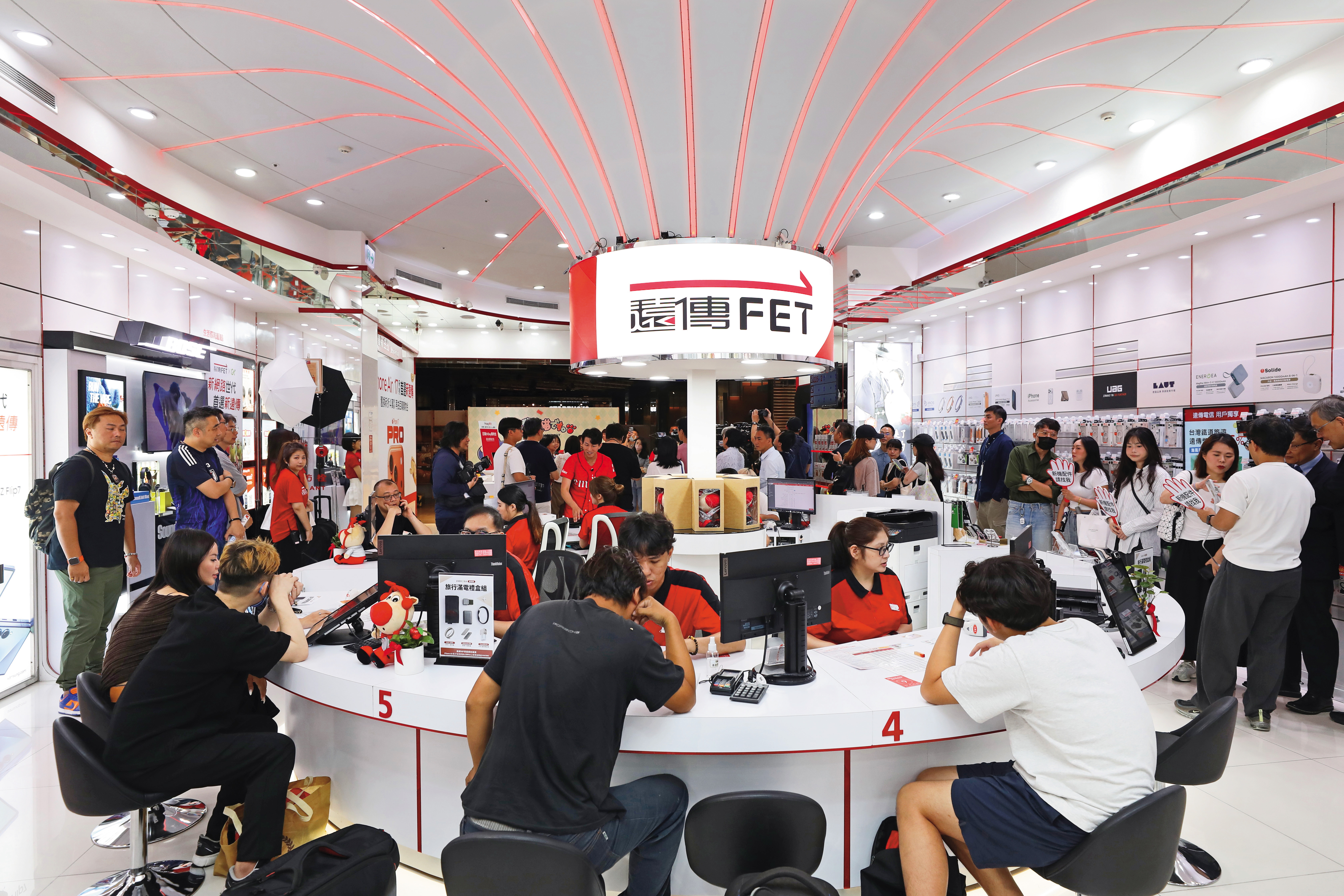 達人網不僅吸引亞洲知名創投VENTURE+投資，還包括遠傳電信。