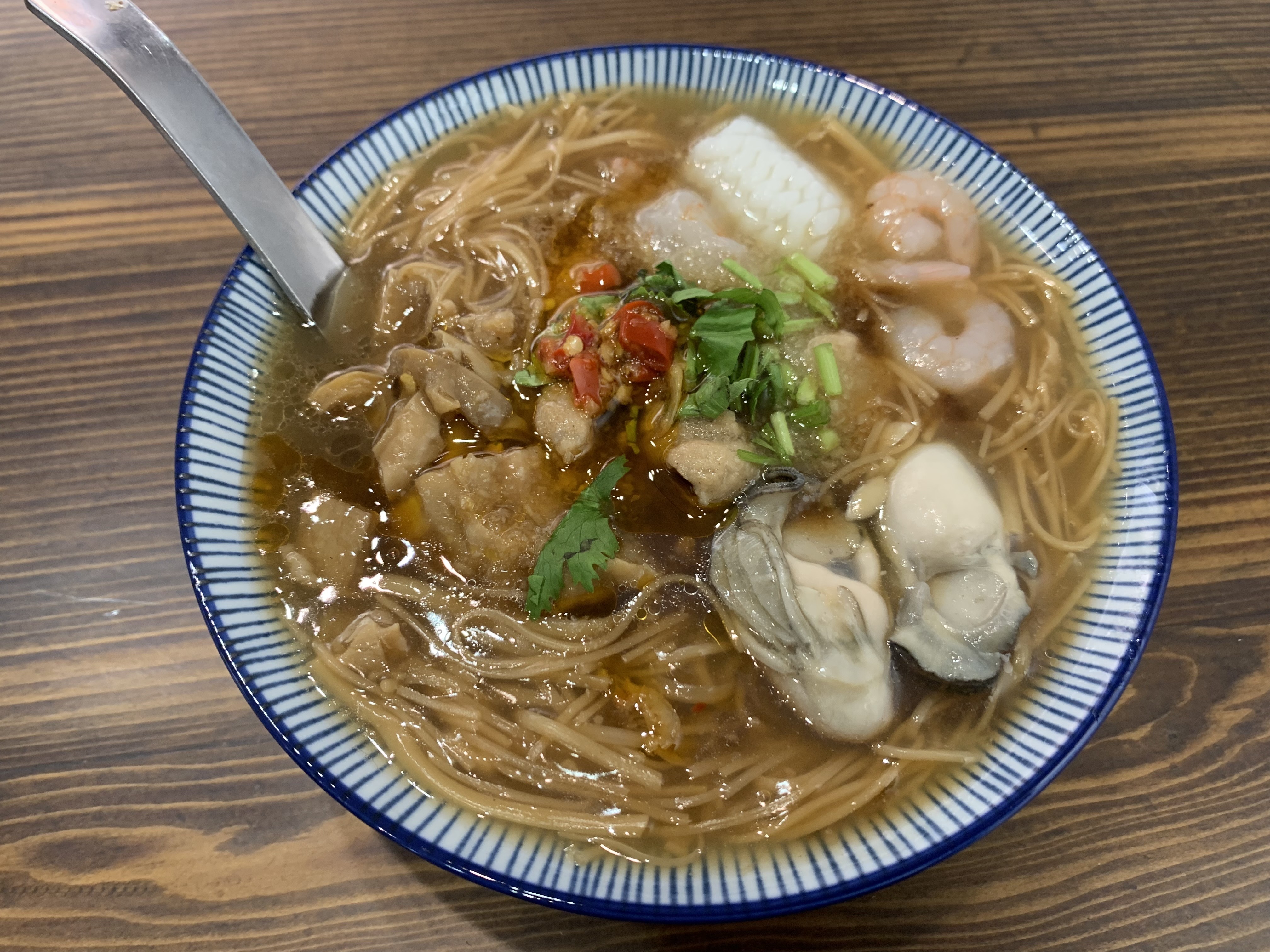 有顧客點麵線要求「湯麵分開」，讓店家相當苦惱。（示意圖，讀者提供）