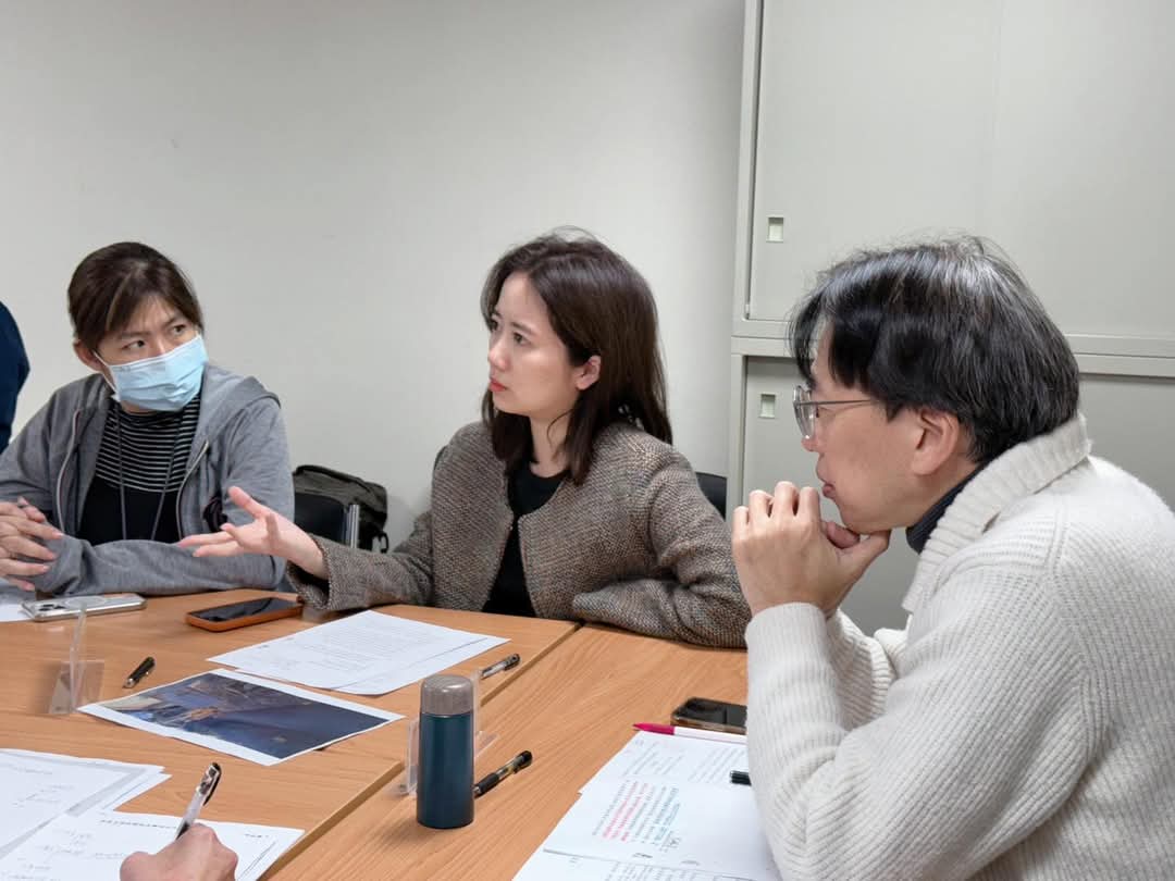 針對新北市校園自殺率高於全國平均，新北市議員戴瑋姍要求校長需比照政務官負政治責任。（翻攝戴瑋姍臉書）