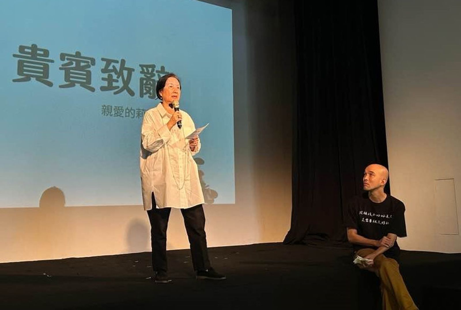 徐莉玲(左)被封為「台灣美學教母」,在時尚、文化界都有相當崇高的地位。(翻攝自徐莉玲臉書)