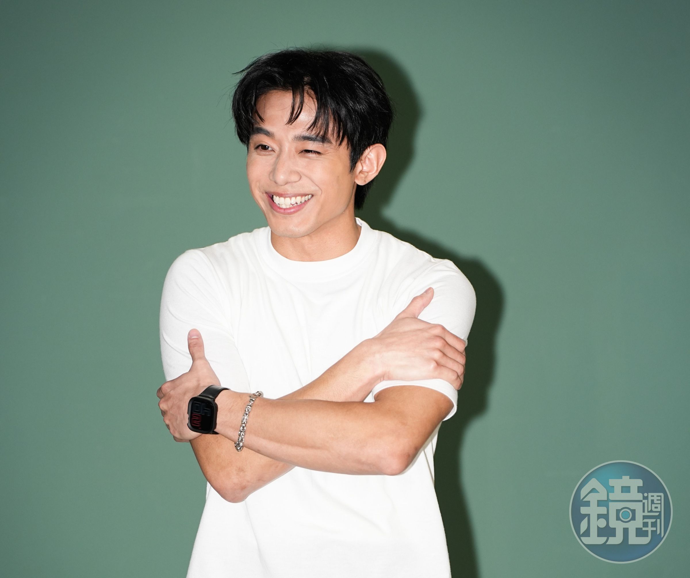 初孟軒今出席大愛記者會坦言在廣澤宮遇見王子邱勝翊但彼此沒有交集。