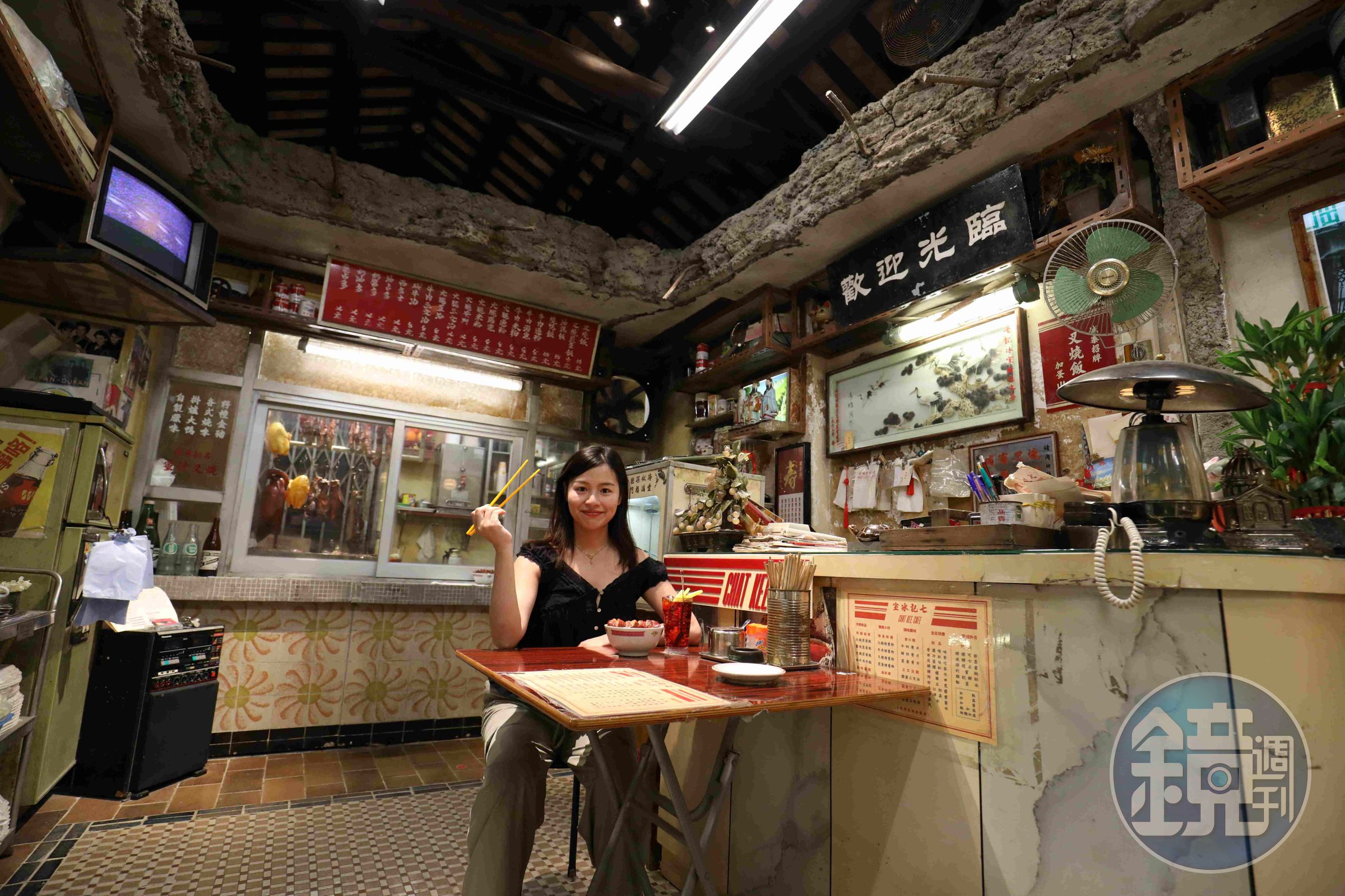 循著藝術路線走一趟九龍，除了欣賞各式精彩展覽，還可深入港產片的沉浸式場景中，感受電影藝術帶來的震撼。