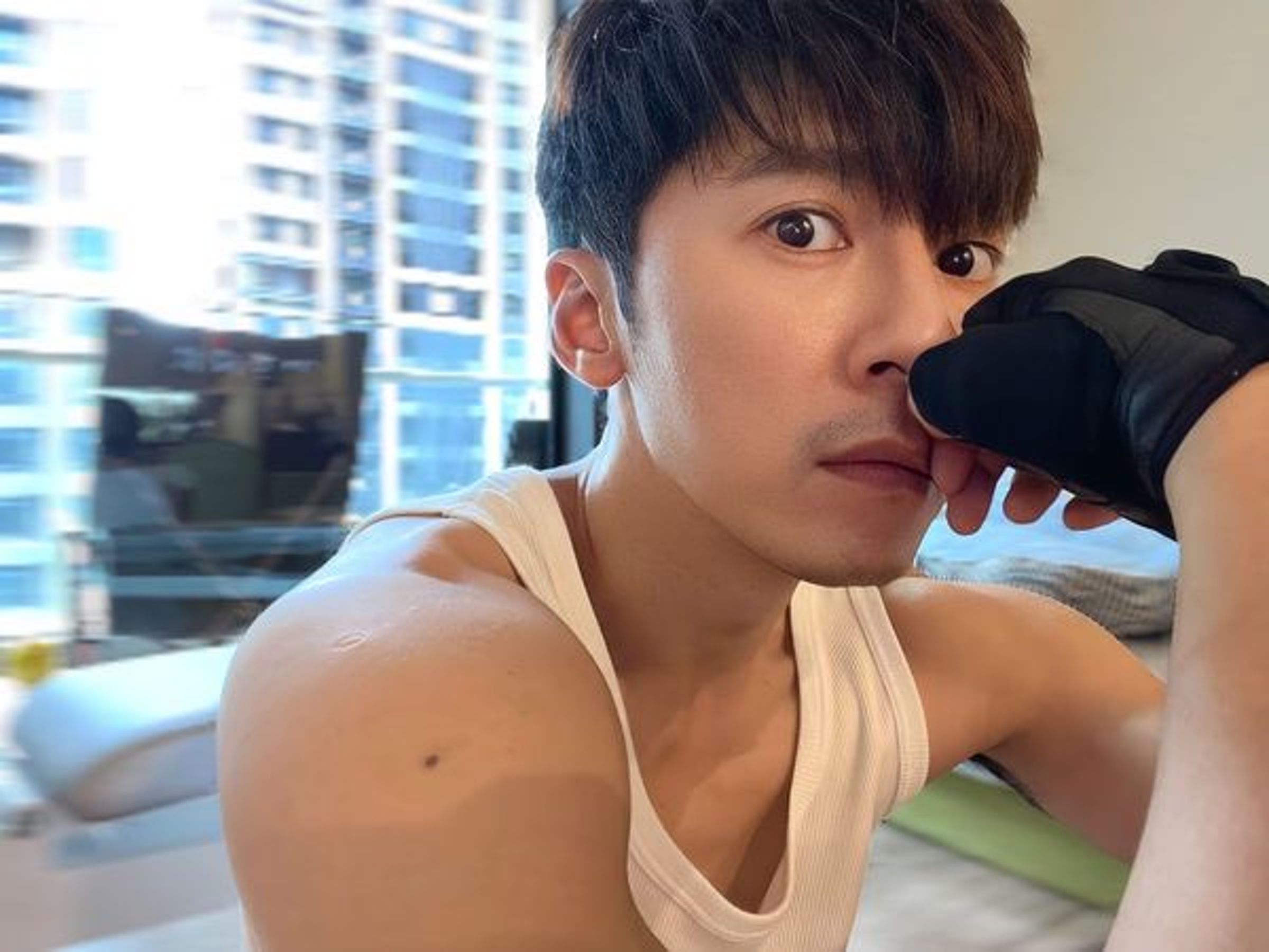 李國毅生病半個月,體重狂掉2.5公斤。(翻攝自李國毅臉書)