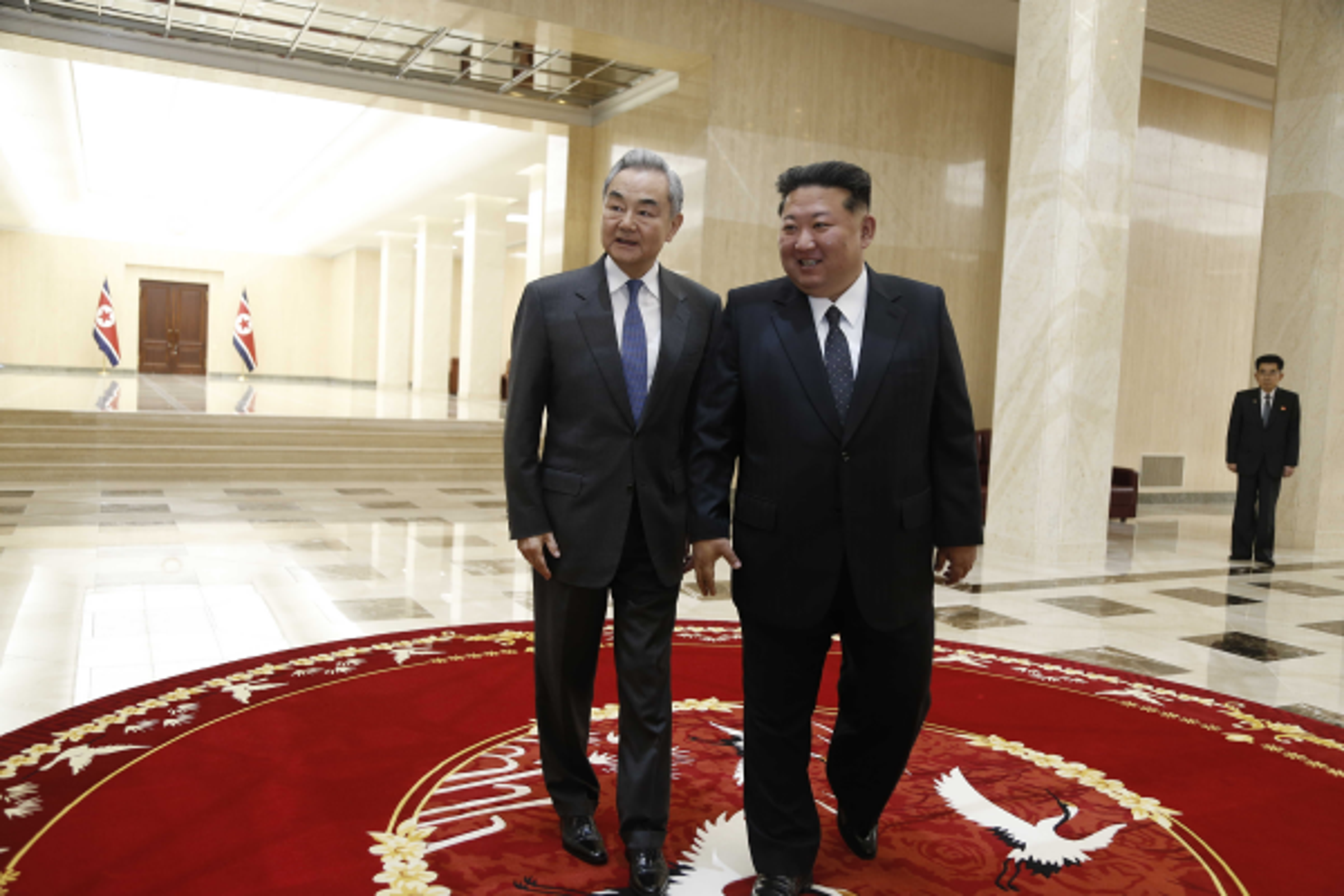 中國外交部長王毅出訪平壤後，原先打算接續訪南韓，如今傳出行程生變。（翻攝自中國外交部）
