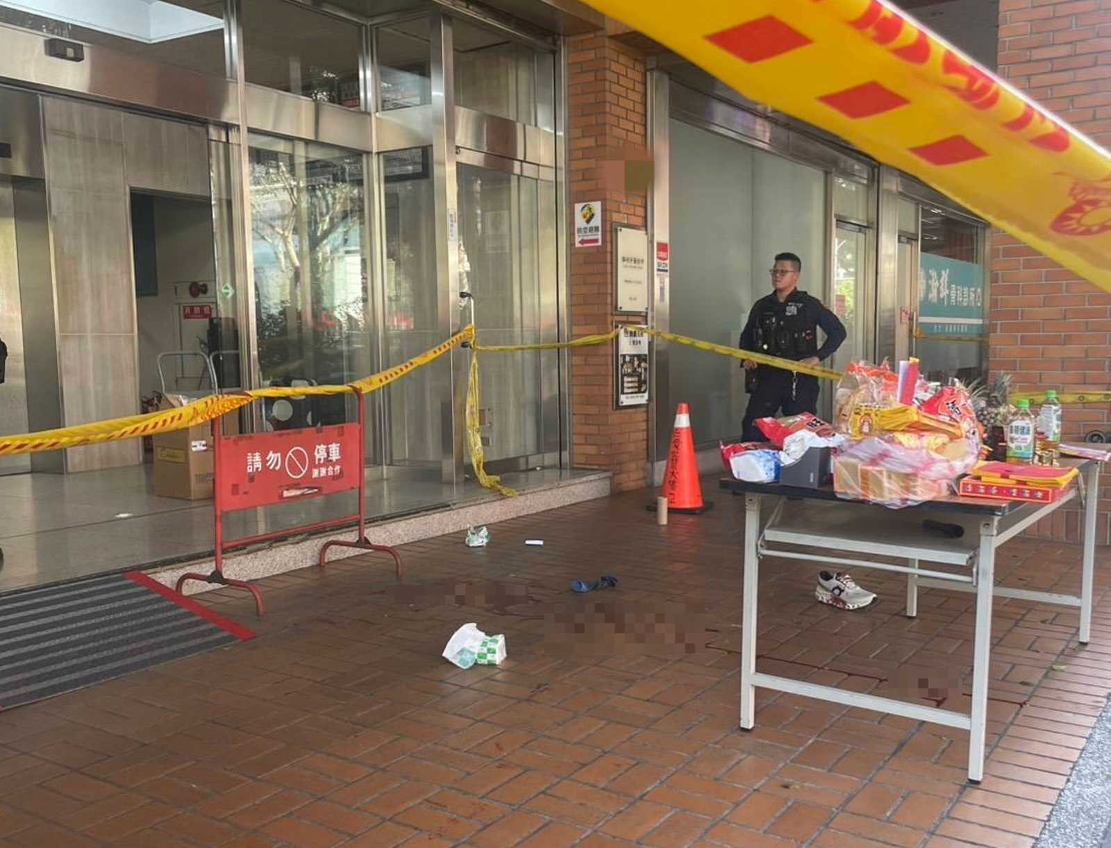 大安區醫美診所驚傳槍擊!開工團拜濺血 負責人腿部中彈、2員工遭波及