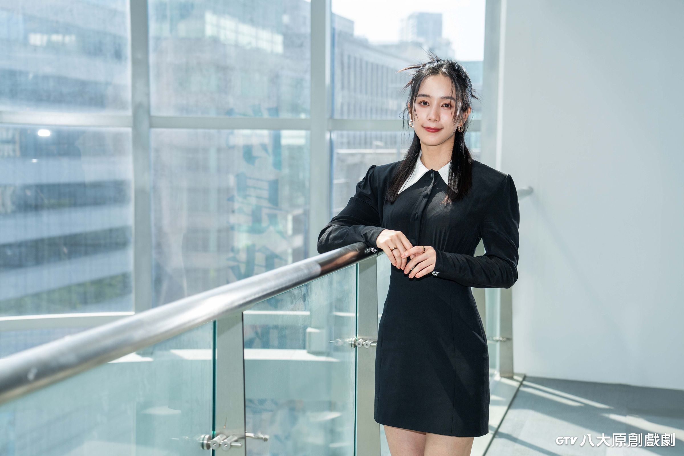 《妳是我的姐妹》開拍之初温貞菱建議張軒睿瘦身。（八大提供）