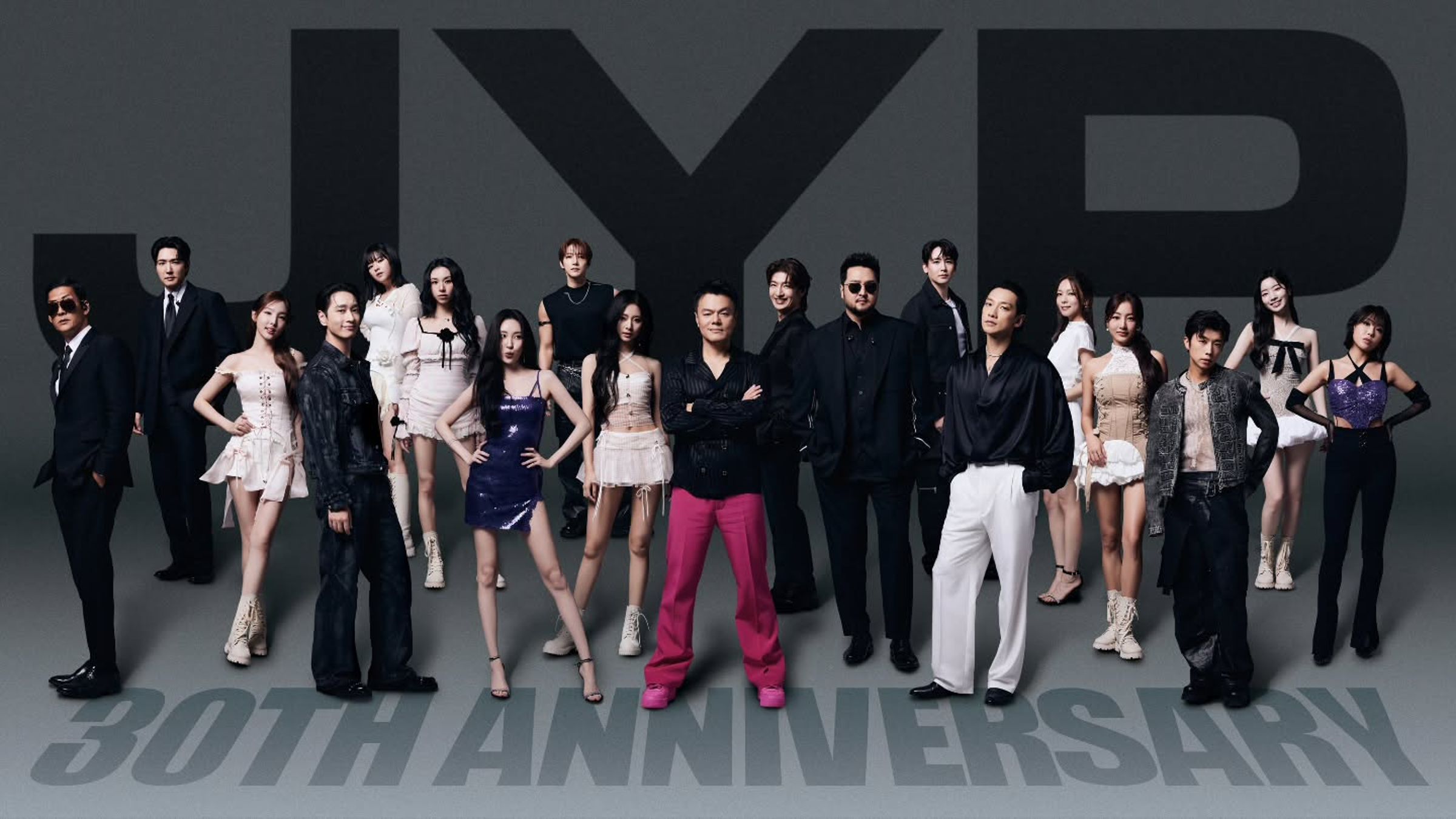 JYP朴軫永（中）宣布辭去公司董事。（翻攝JYP IG）
