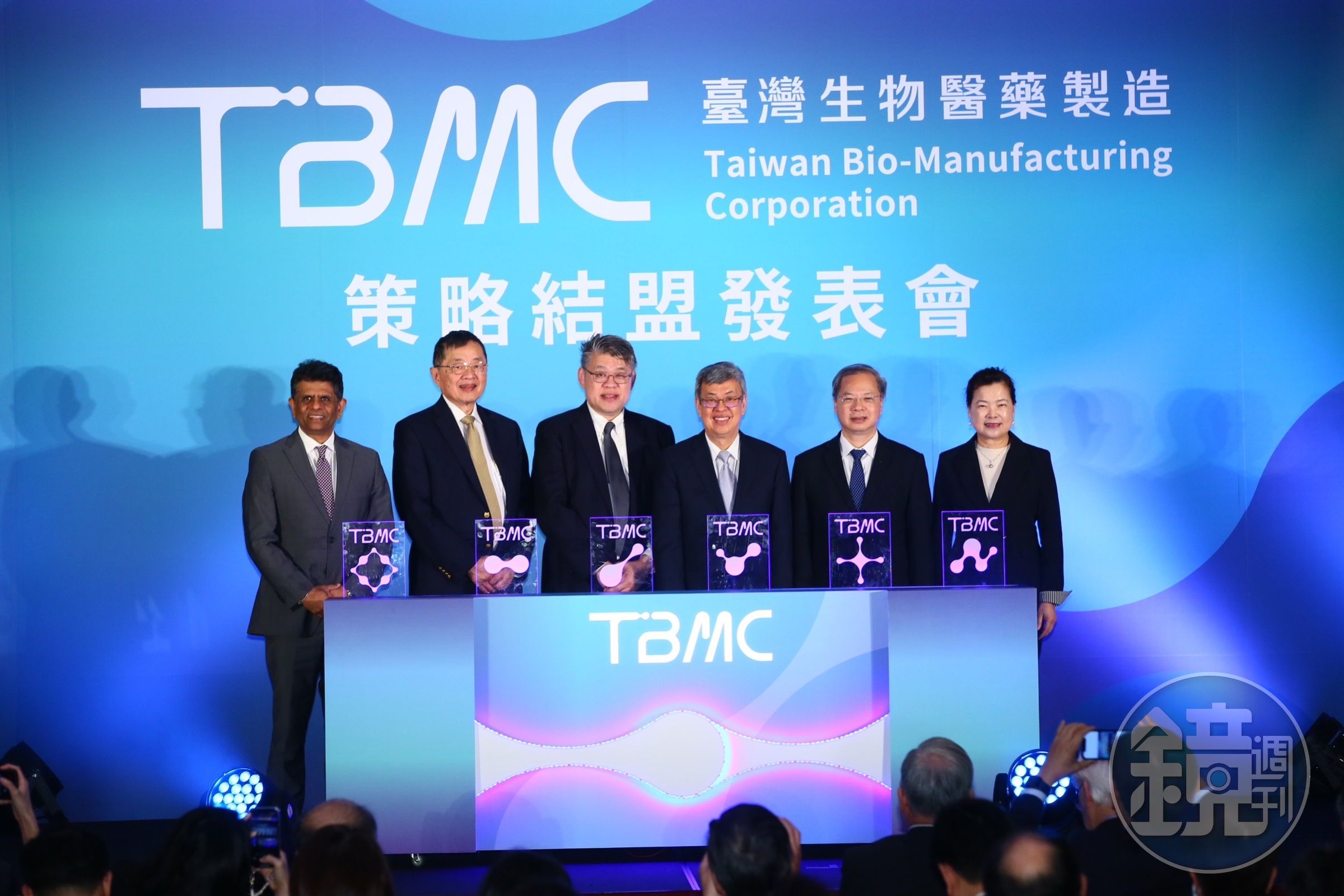 循台積電當年與荷商飛利浦技轉入股模式,台灣生物製藥(TBMC)今日與美國韌力進行技術結盟簽約儀式。
